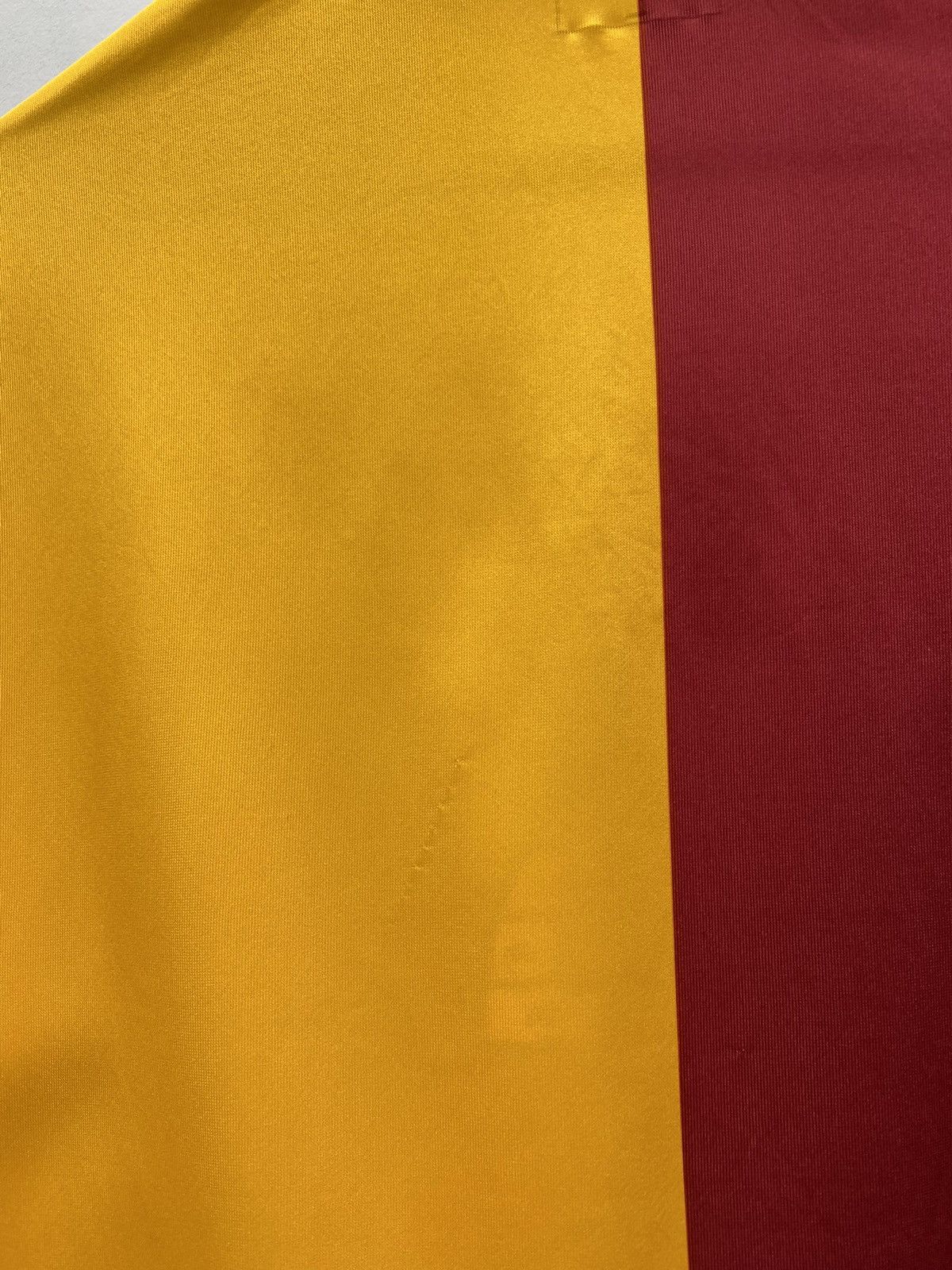 Vintage Adidas Galatasaray 2004 2005 Home Soccer Jersey/Shorts Set Size US L / EU 52-54 / 3 - 14 Thumbnail