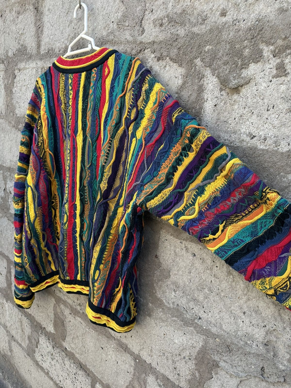 Coogi Vintage 90s Coogi 3D Knit Sweater – Made in Australia Size US XL / EU 56 / 4 - 9 Thumbnail
