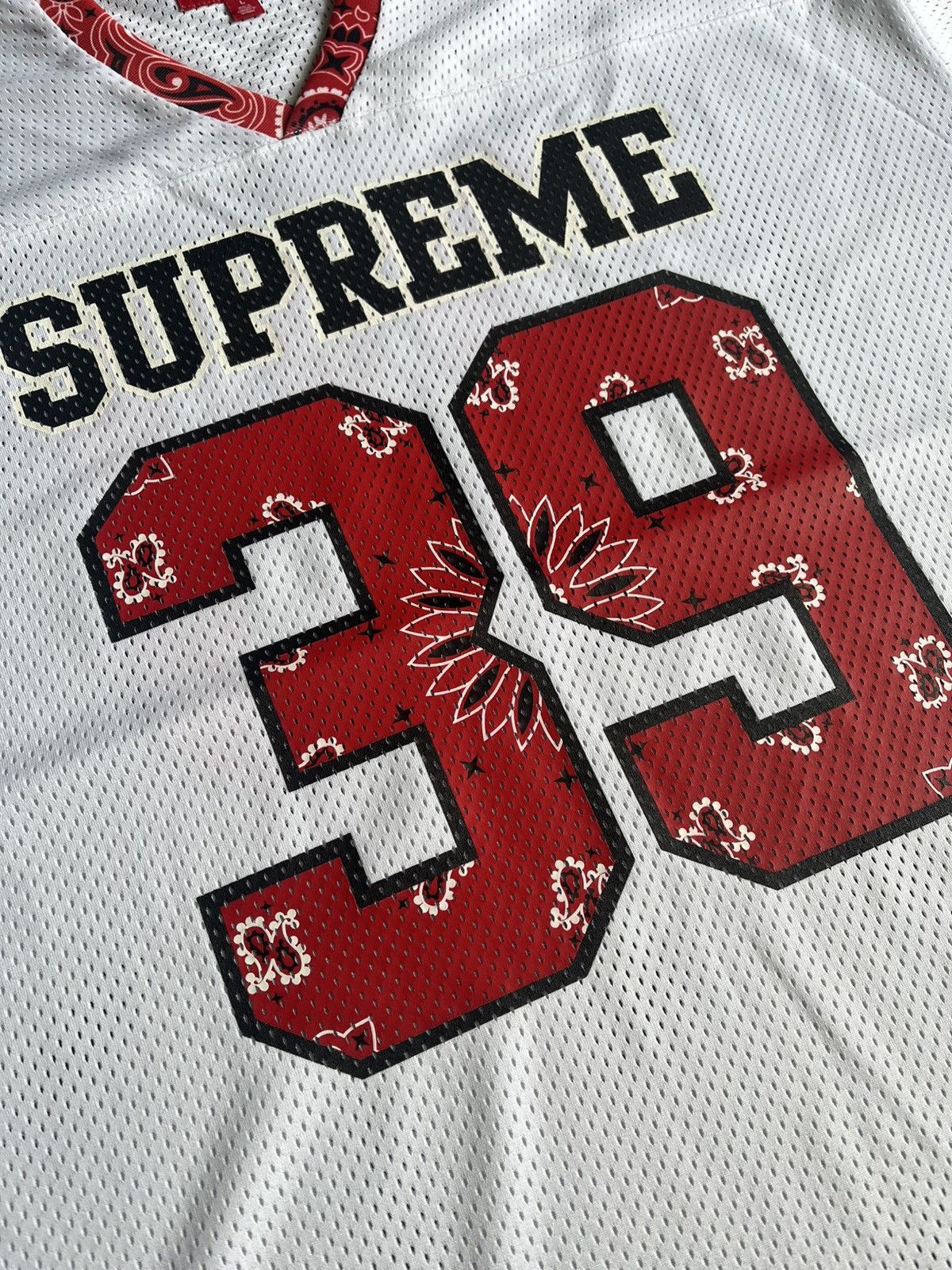 シャツ Supreme Bandana Football Jersey White Supreme Bandana Football Jersey White Size Large (SS25)