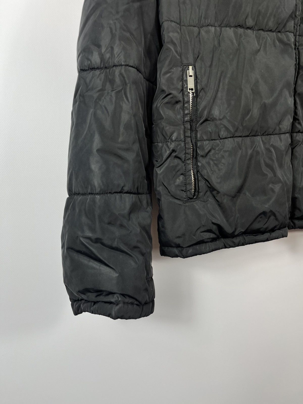 Gucci Vintage Rare Gucci Monogram Puffer Down Jacket Y2k size 48 Size US M / EU 48-50 / 2 - 7 Thumbnail