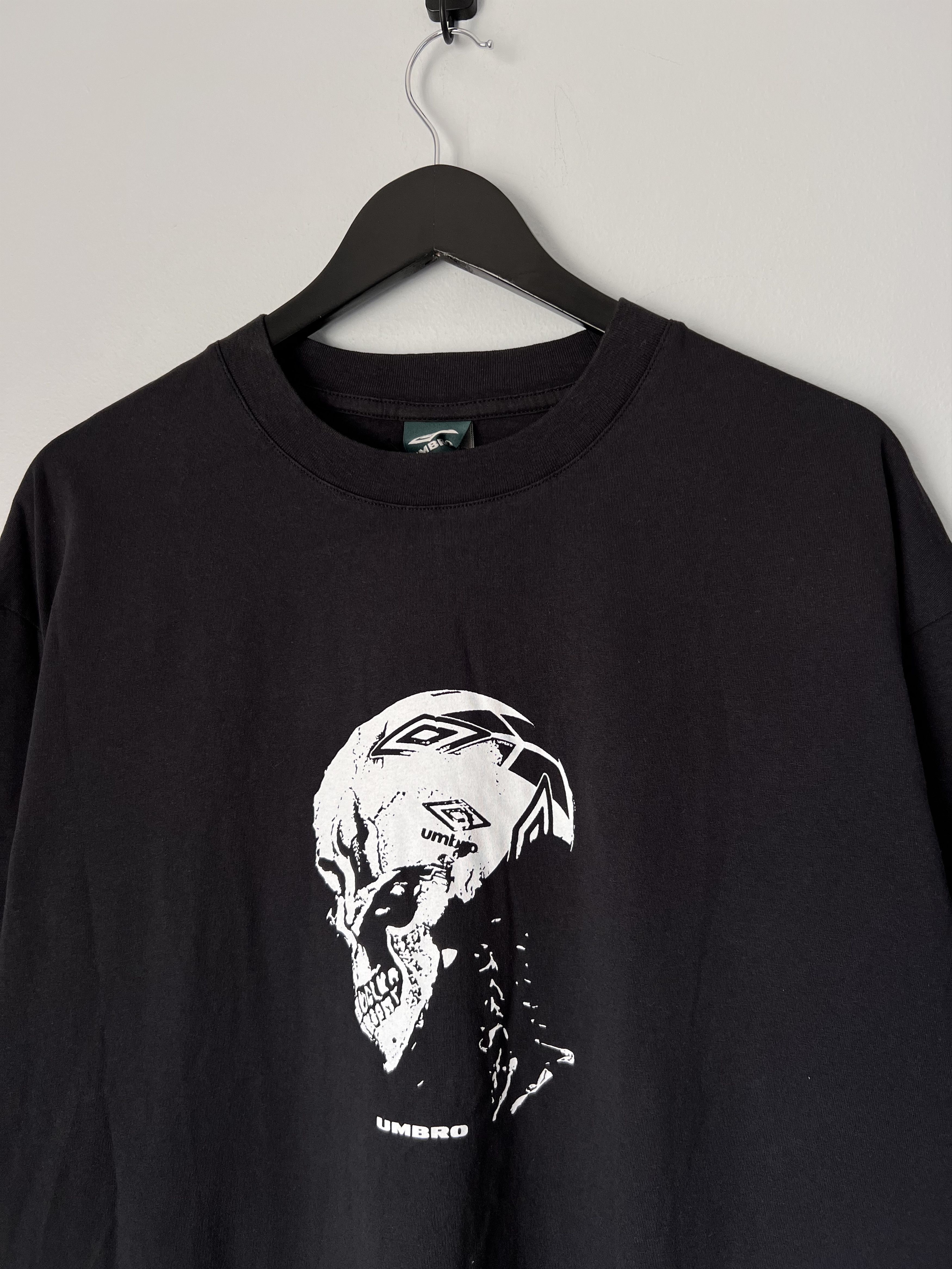 Slam Jam × Umbro Umbro Penalty Culture Skull Ball Tee in Black Size US M / EU 48-50 / 2 - 2 Thumbnail