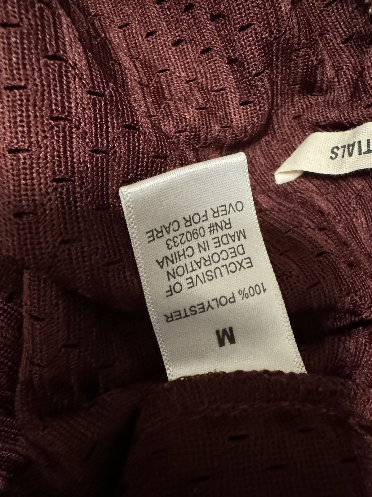 Fear of God Fear of God Essentials Burgundy Mesh Shorts Size US 32 / EU 48 - 3 Thumbnail