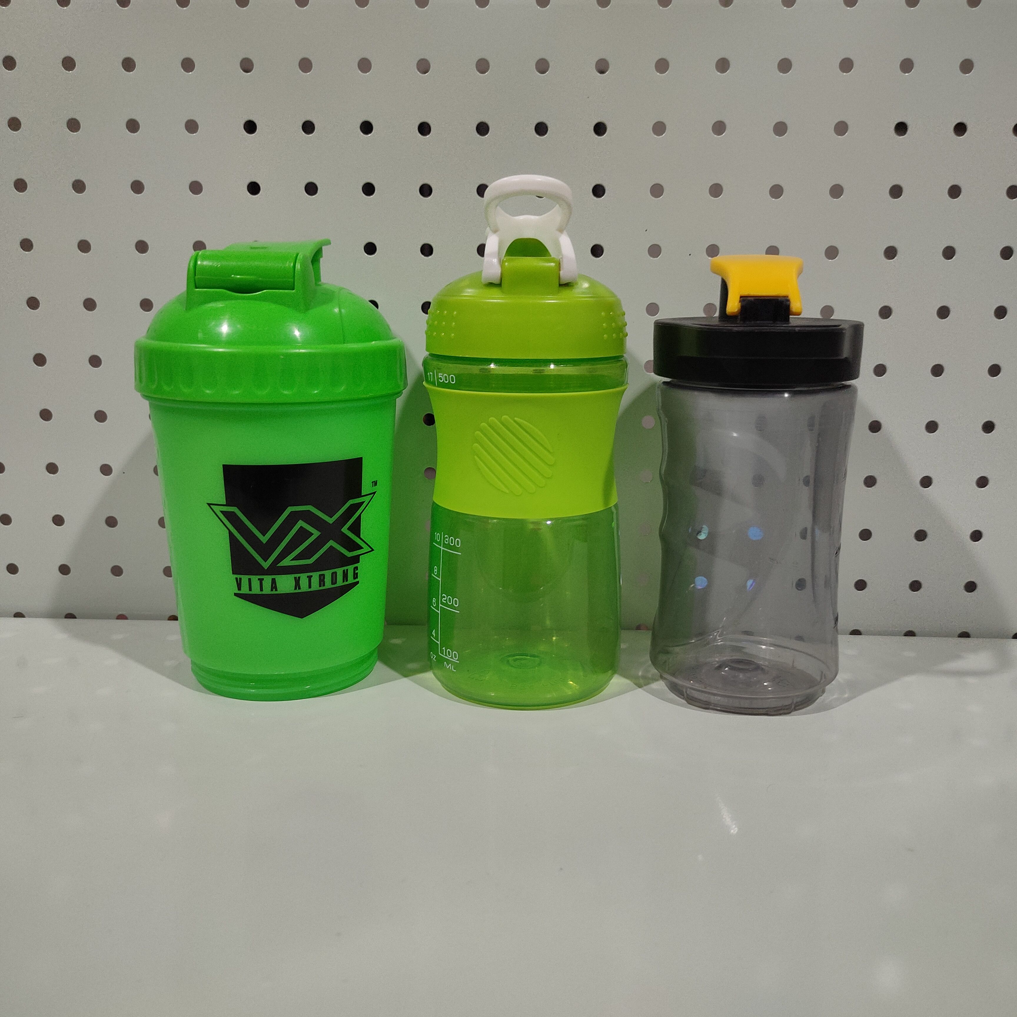 Other 🔥 3 pieces shaker assorted sizes Size ONE SIZE - 2 Thumbnail