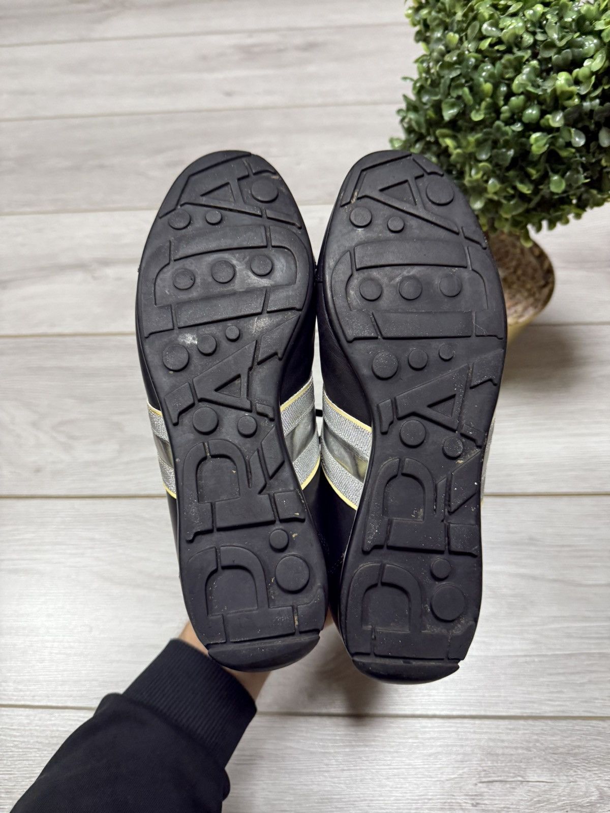 Prada Prada silver vintage leather sneakers logo Size US 7 / IT 37 - 3 Thumbnail