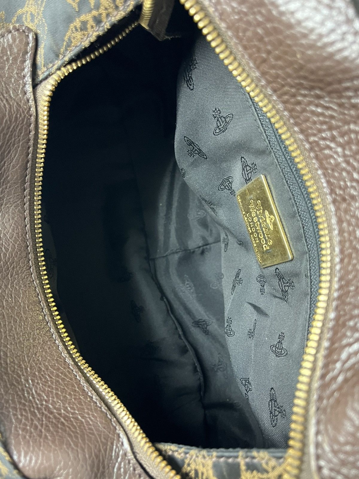 Vivienne Westwood Medium Orb Monogram Handbag Size ONE SIZE - 9 Thumbnail