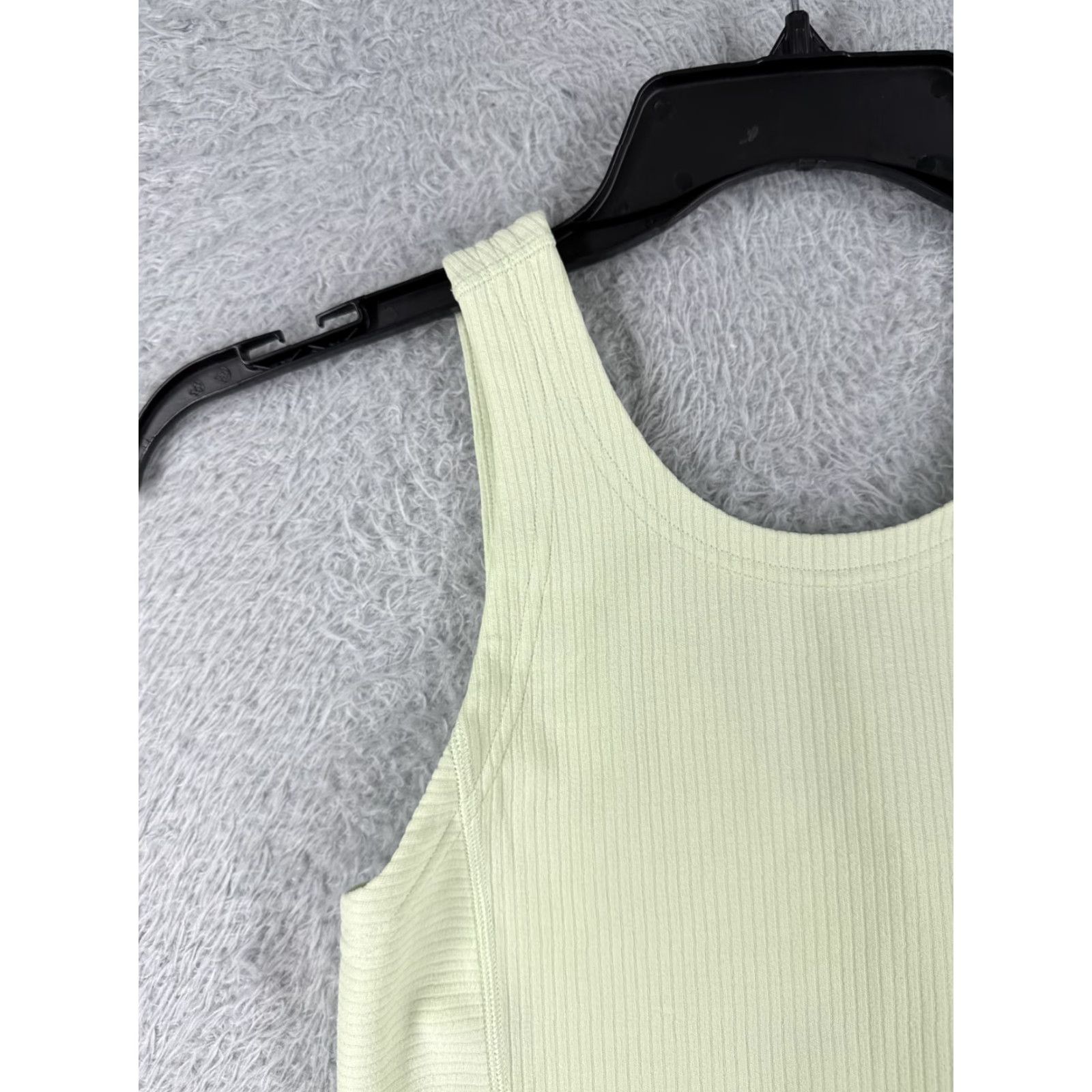 Lululemon Lululemon Shirt Women Cropped Tank Top Green Ribbed Softstreme Polyester 2 W1EDF Size XS / US 0-2 / IT 36-38 - 3 Thumbnail