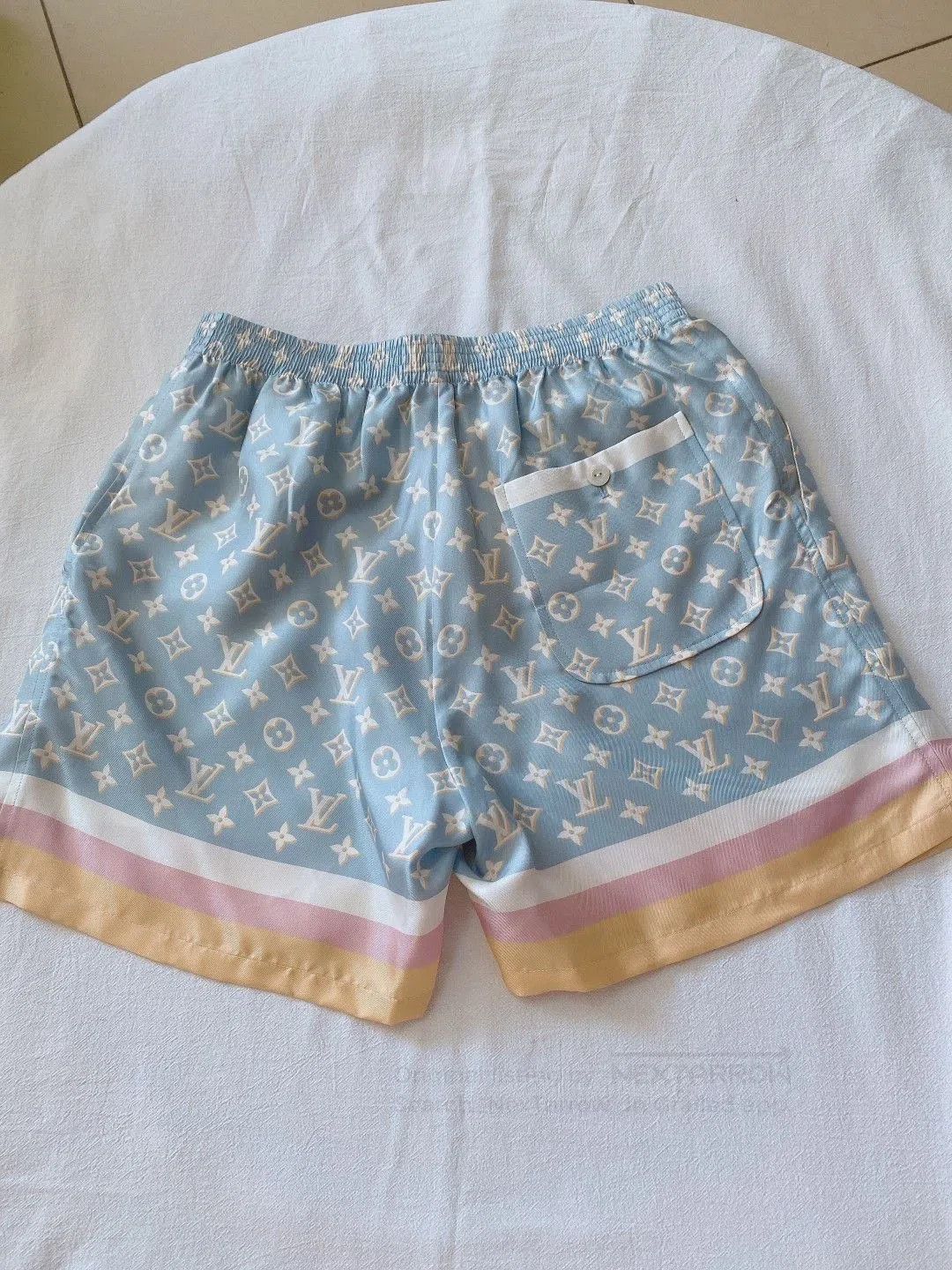 Louis Vuitton LV Monogram Women's Shorts. Size 35" - 2 Thumbnail