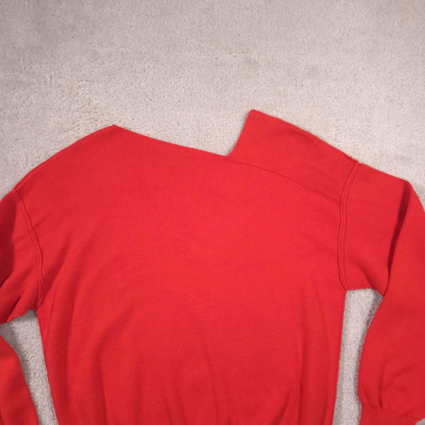 Forever 21 Forever 21 Sweater Womens Medium Red Asymmetrical Boat Neck Pullover Long Sleeve Size M / US 6-8 / IT 42-44 - 3 Thumbnail