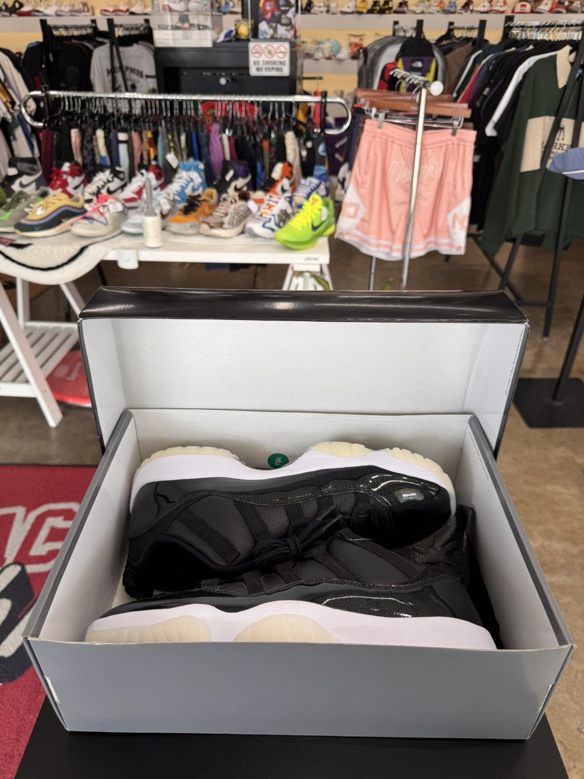 Jordan Brand Air Jordan 11 Low 72-10 Size 12 (2022) Size US 12 / EU 45 - 10 Thumbnail