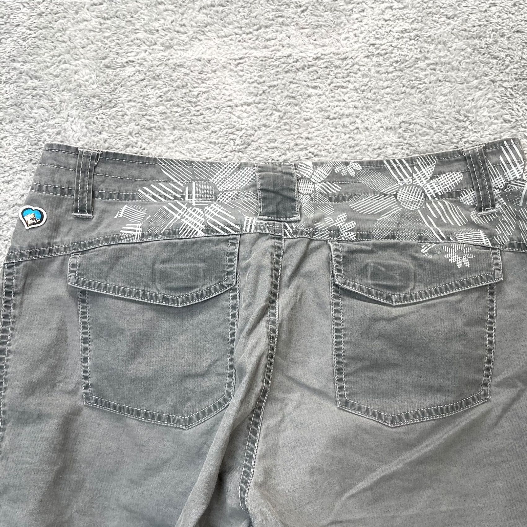 Vintage Kuhl Pants Womens 8 Gray Capri Ripstop Dry Comfort Cotton Outdoor Hiking Classic Size 30" / US 8 / IT 44 - 7 Thumbnail