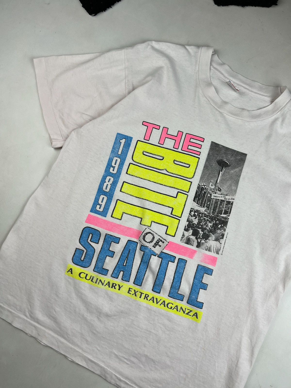 Vintage 1989 Seattle The Bite Tour City Art culinary extravaganza Size US L / EU 52-54 / 3 - 5 Thumbnail