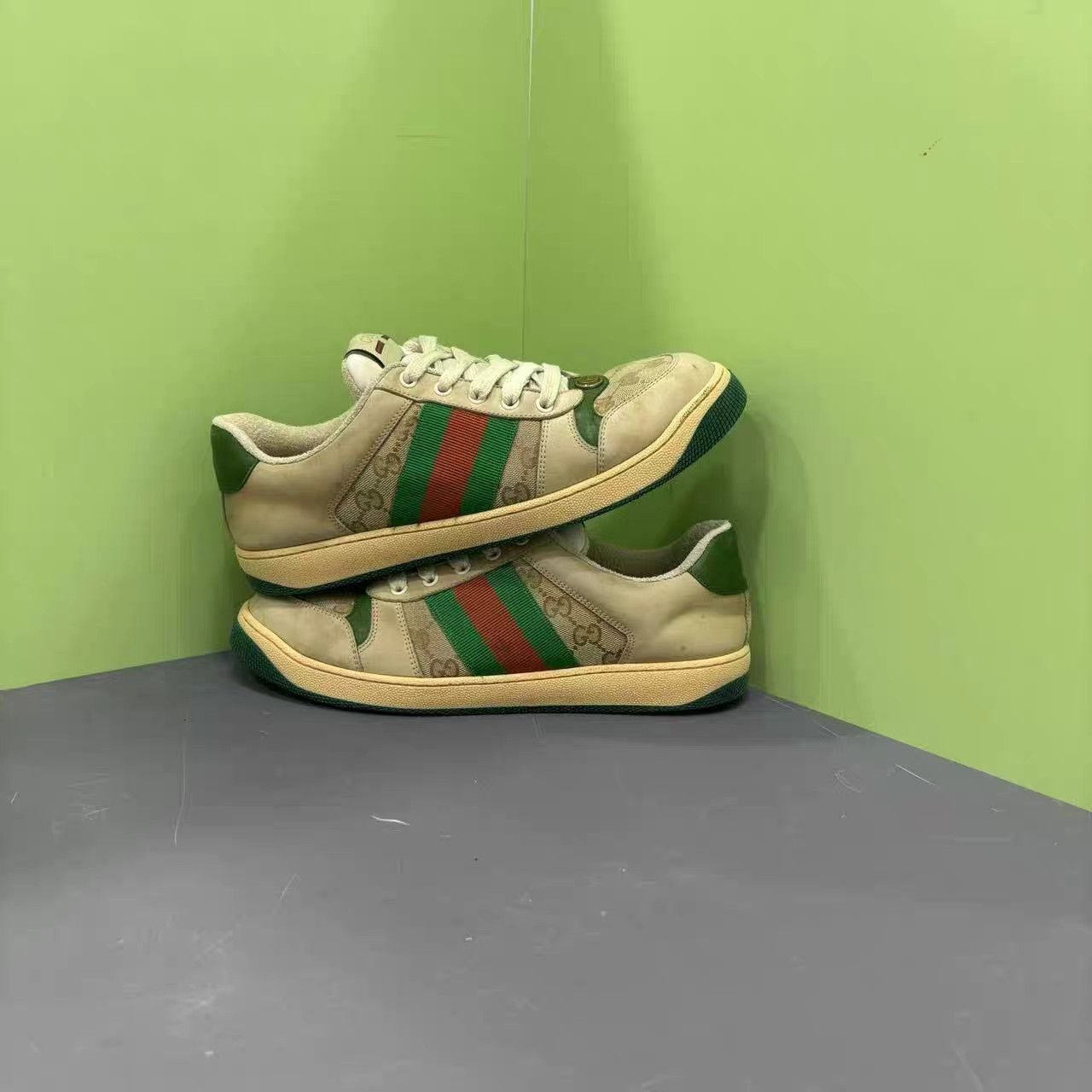 Gucci Gucci Screener Gray-Green GG Enamel Distressed Sneakers K15 Size US 8.5 / EU 41-42 - 4 Thumbnail