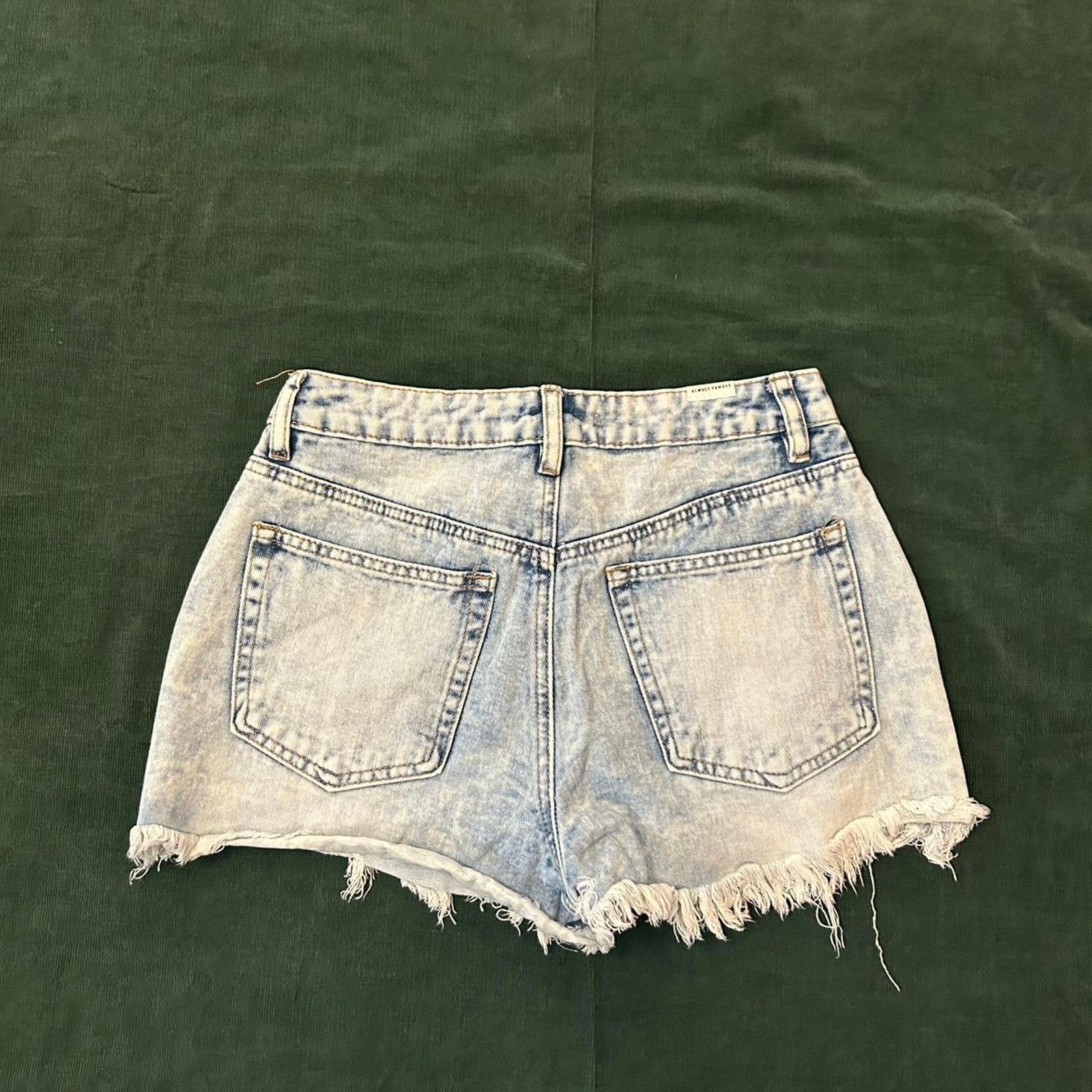 Almost Famous Vintage almost famous mini shorts Size 30" / US 8 / IT 44 - 6 Thumbnail