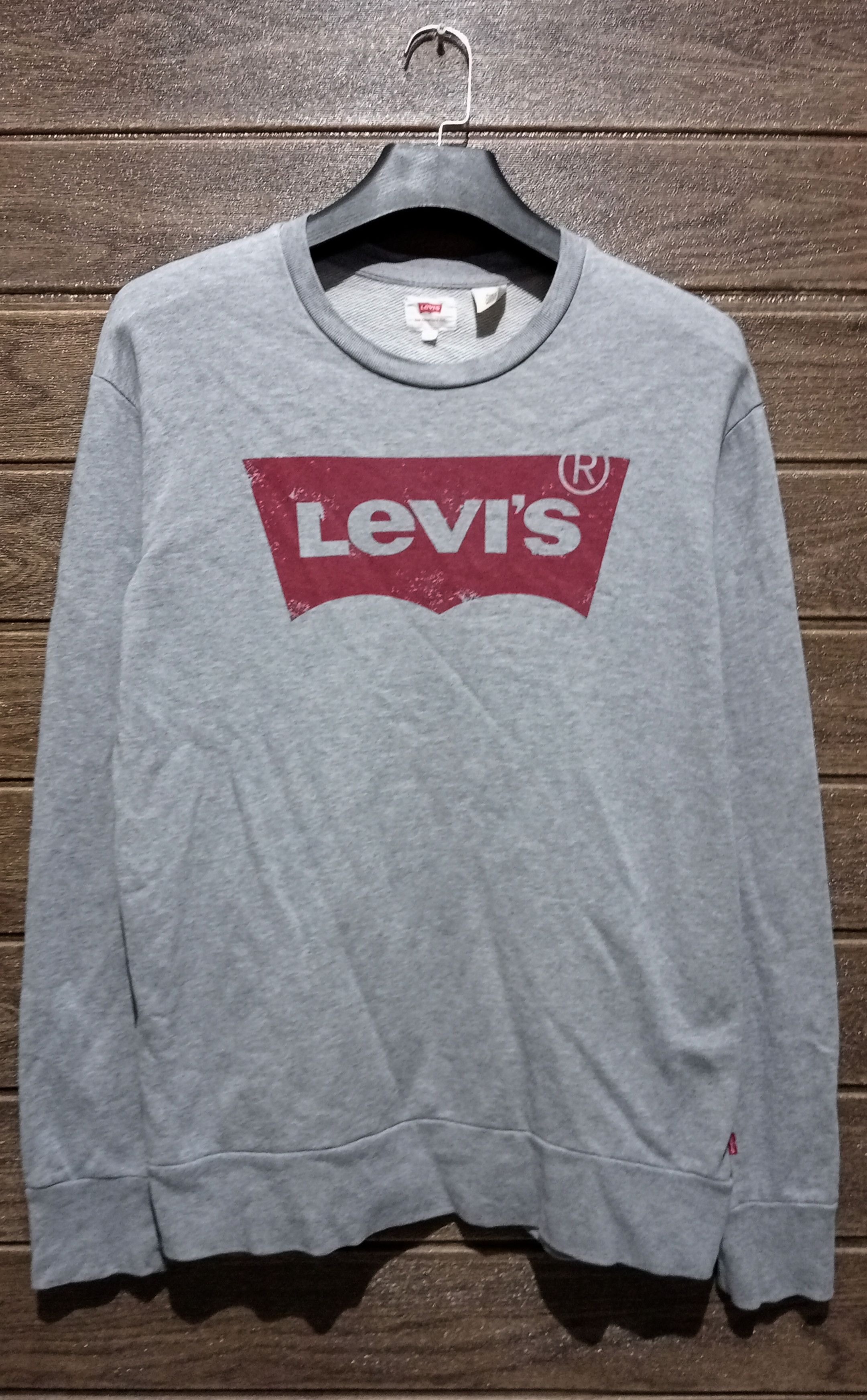 Levi's Vintage Levi's Big Logo Crewneck Sweatshirt Size US L / EU 52-54 / 3 - 1 Thumbnail