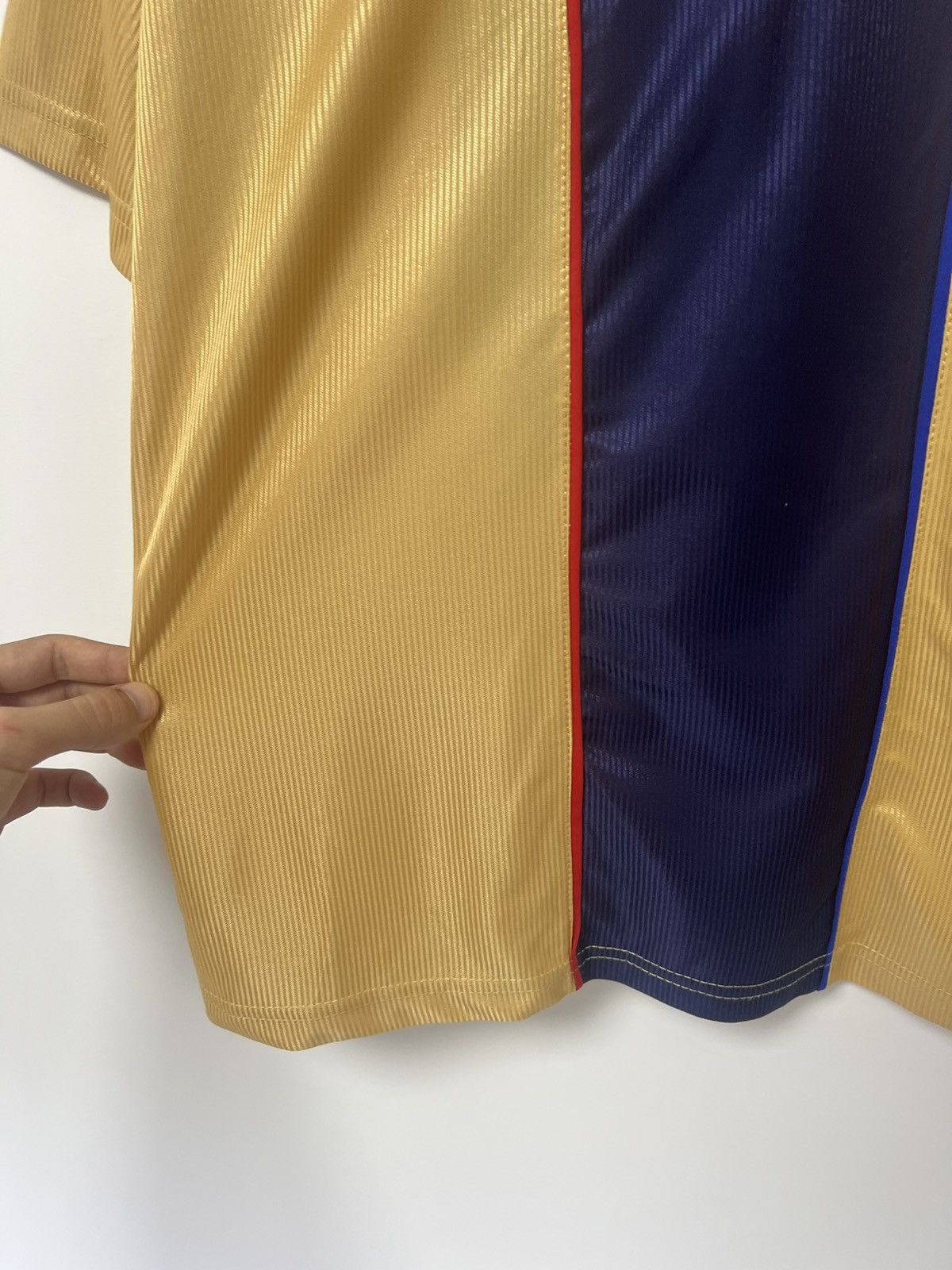 Vintage Vintage Barcelona 2002/2003 Jersey Rivaldo Football Shirt M Size US M / EU 48-50 / 2 - 19 Thumbnail
