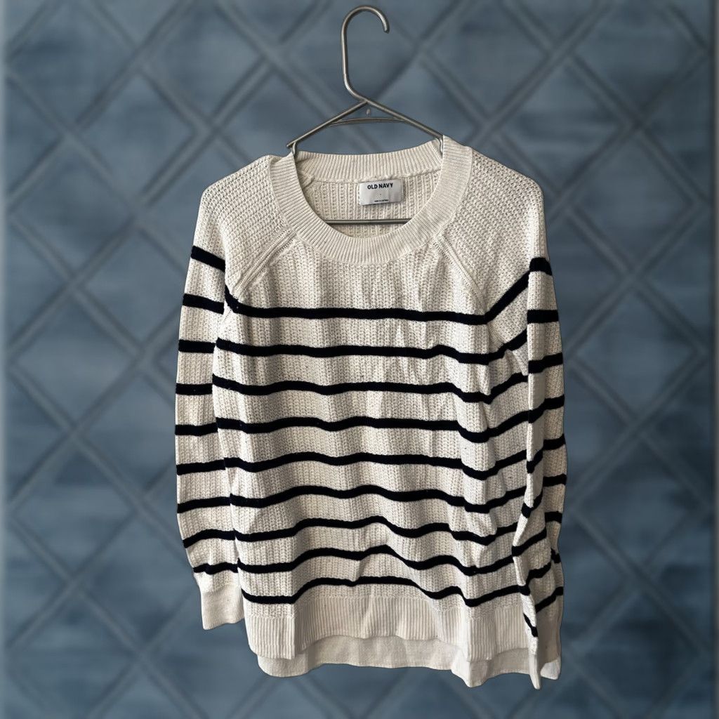 Old Navy Old Navy White Blue Striped Knit Mock Neck Sweater - L Womens Pullover Casual. Size L / US 10 / IT 46 - 1 Thumbnail