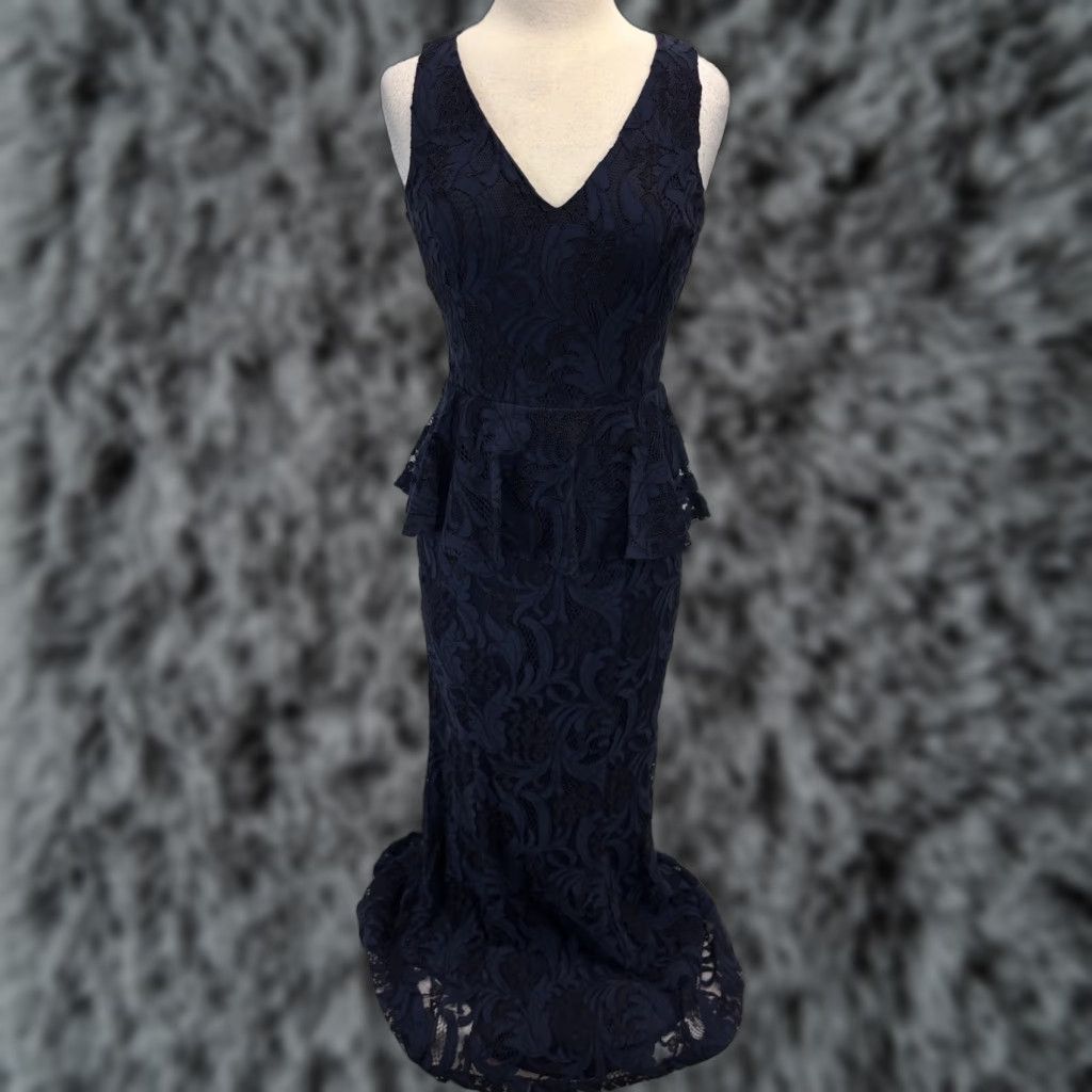 Ralph Lauren Lauren Ralph Lauren Long Dress Gown Sz 4 Navy Lace Overlay Peplum Waist Formal Maxi Womens Size S / US 4 / IT 40 - 1 Thumbnail