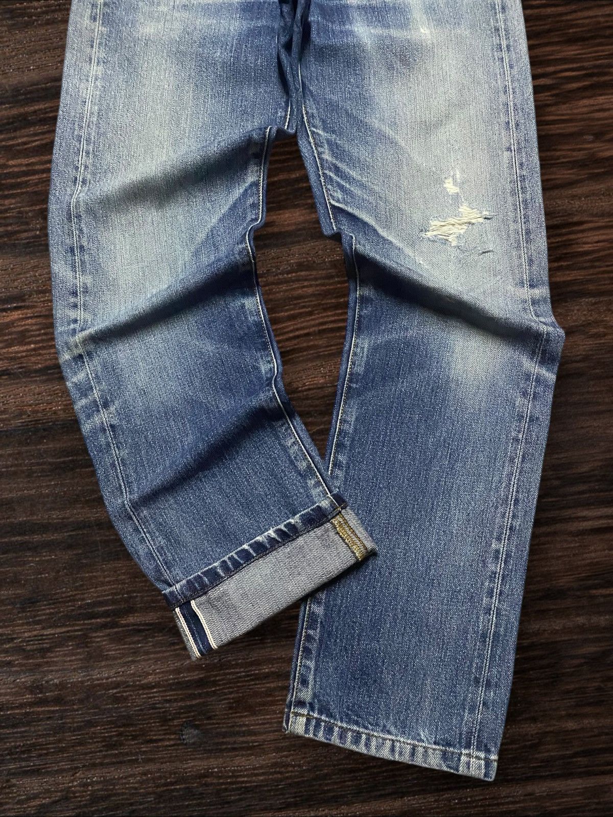 Japanese Brand Vintage Japanese Brand Uniqlo Selvedge Distressed Slim Jeans Size US 31 - 5 Thumbnail