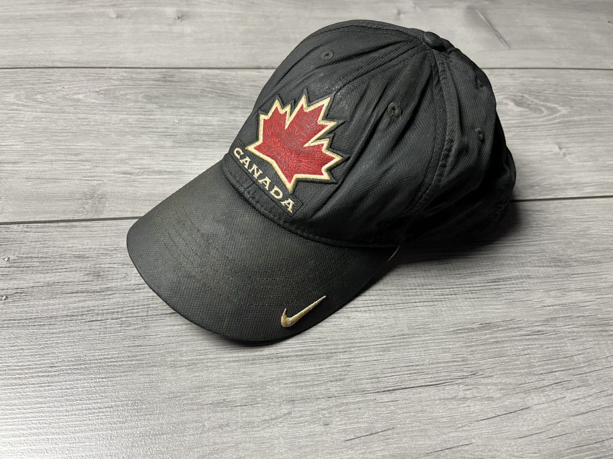 Canada Nike Vintage Vintage Nike Canada baseball cap 90s Grailed