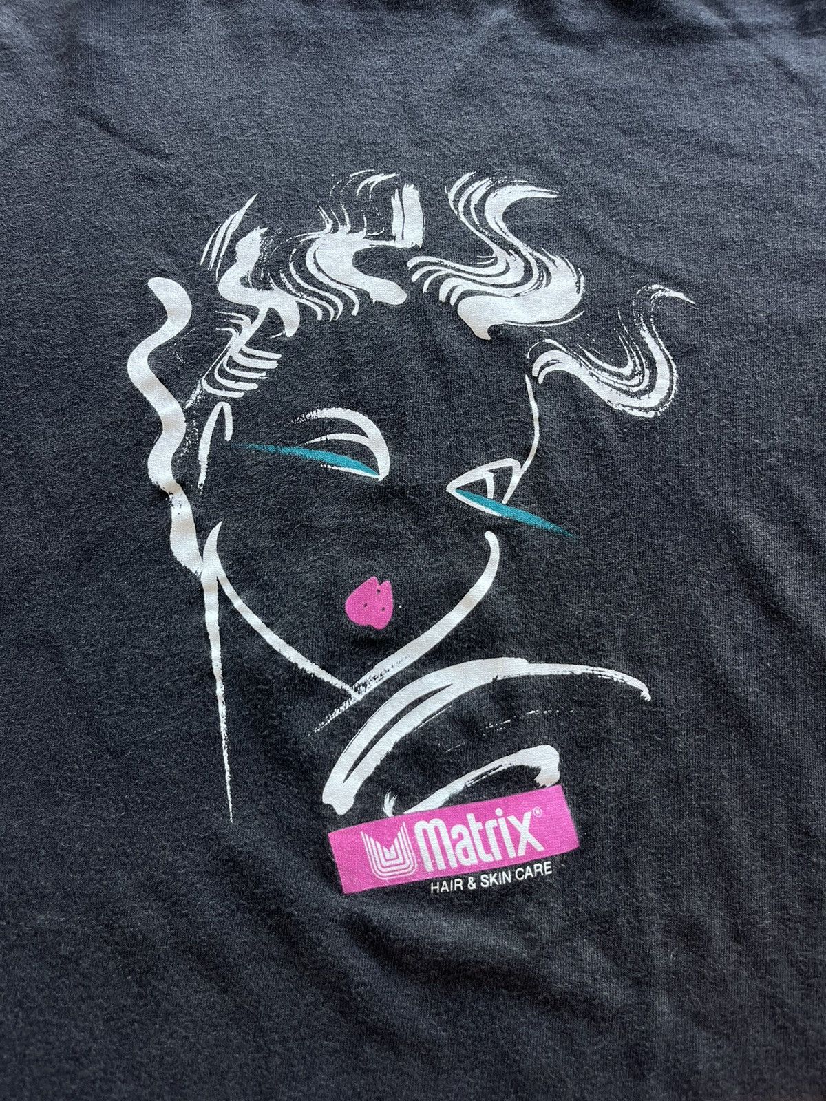 Vintage Vintage Matrix Hair & Skin Care Art design 90’s Tshirt Size US XL / EU 56 / 4 - 6 Thumbnail