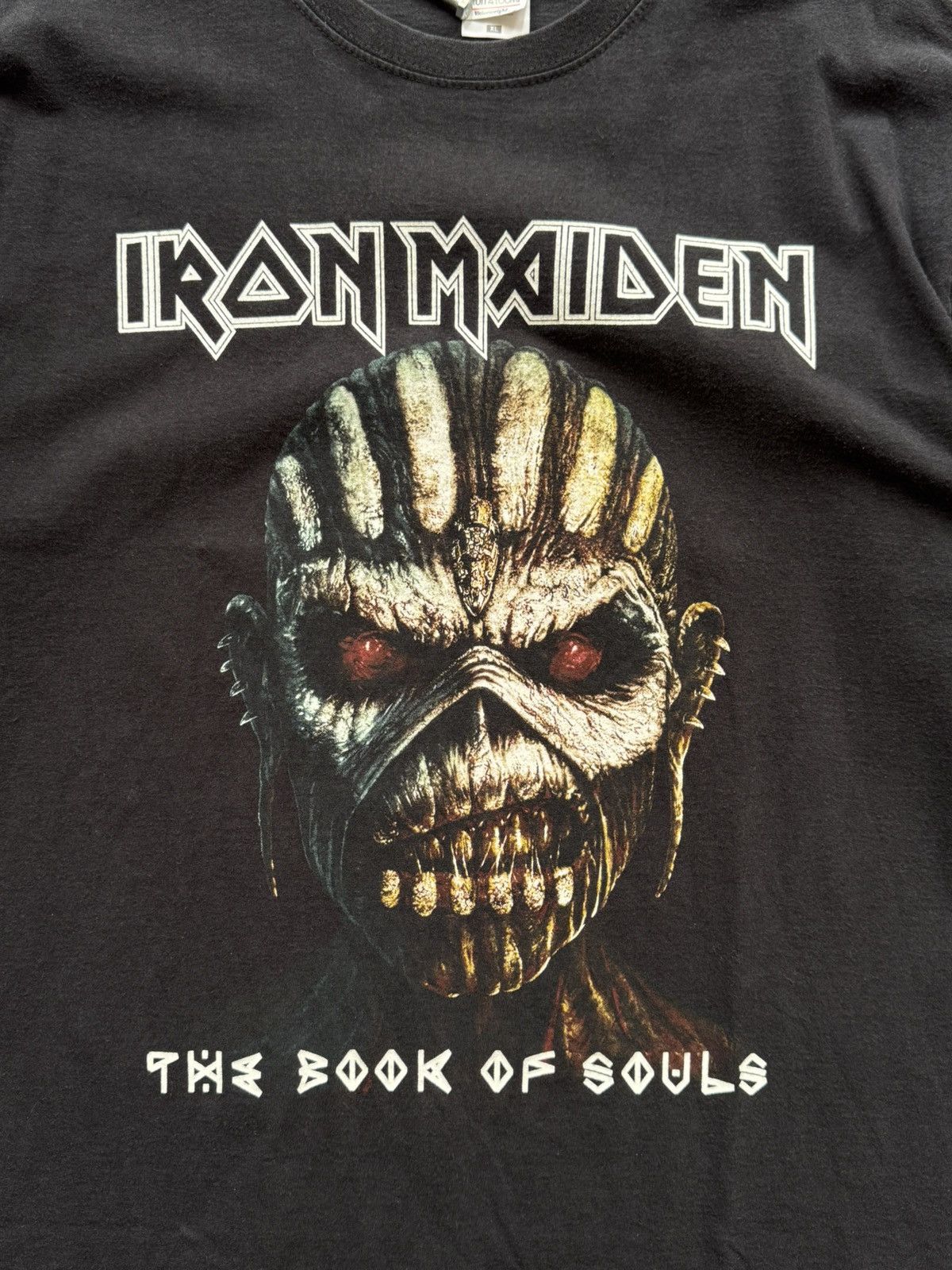 Iron Maiden Vintage Iron Maiden The Book Of Souls Tour T-shirt Size US XL / EU 56 / 4 - 2 Thumbnail