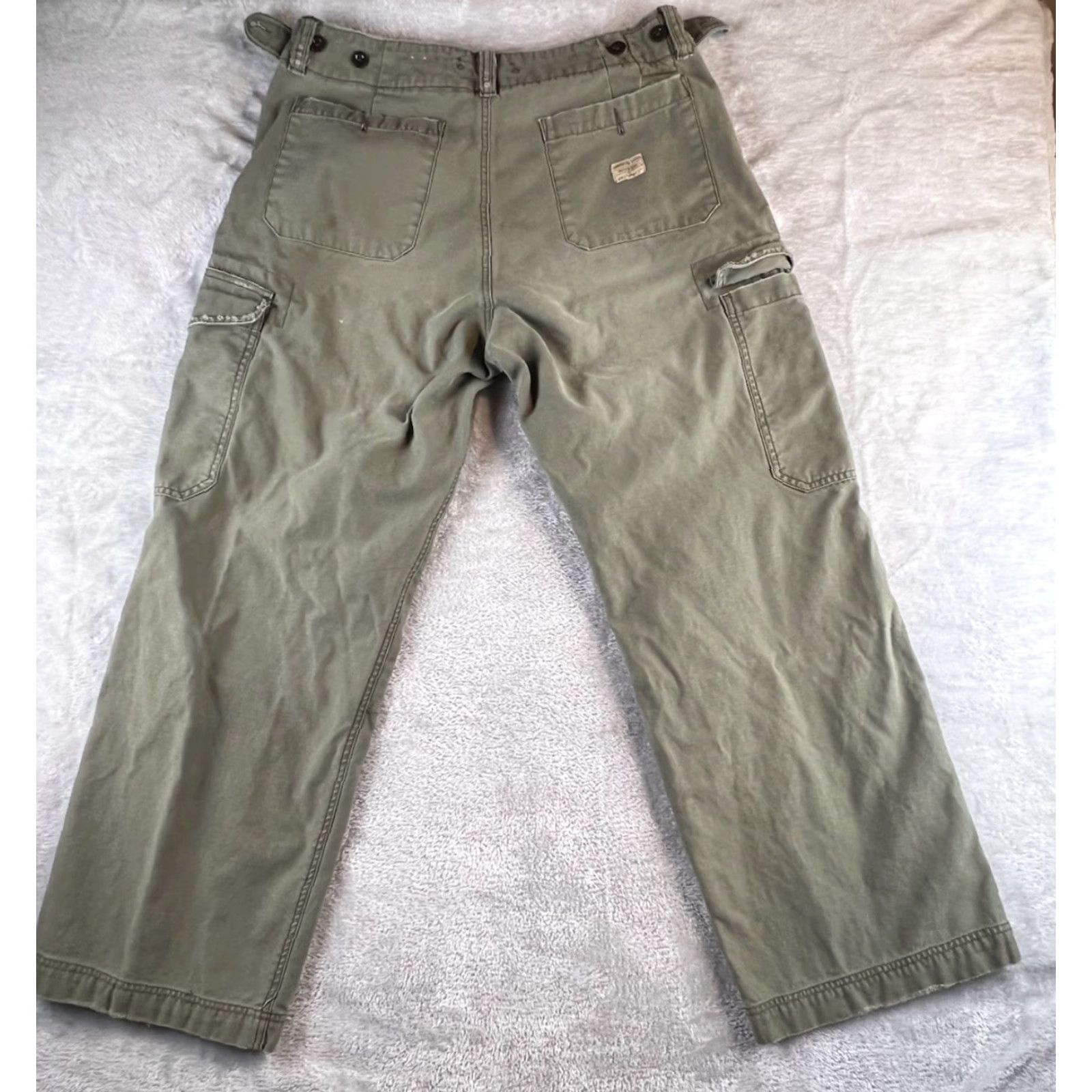 American Eagle Outfitters VINTAGE American Eagle Outfitters Cargo Pants Mens 33x32 Olive Green Army 90s Grunge Wide-Leg Size US 33 - 2 Thumbnail