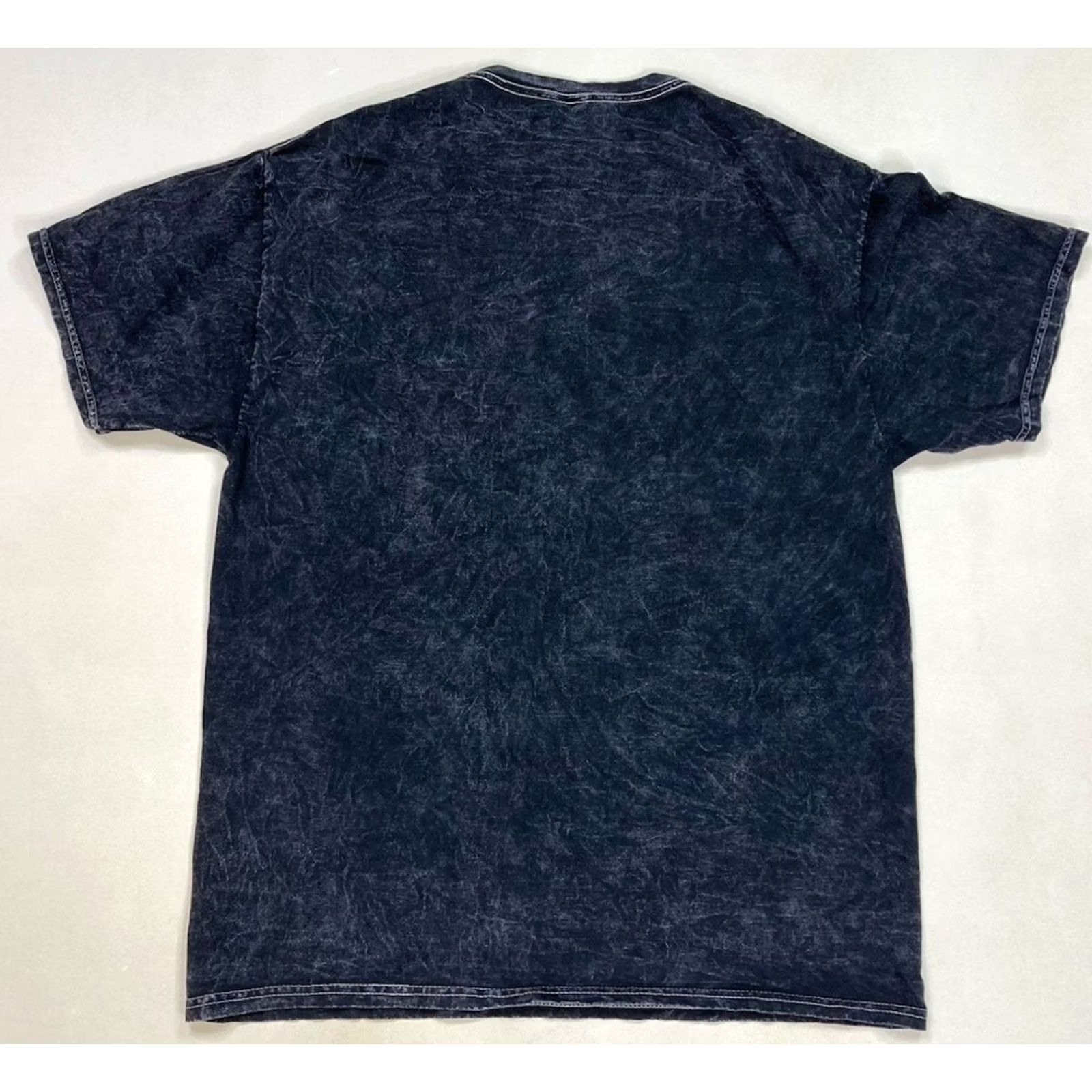 Vintage VINTAGE Pink Floyd The Dark Side Of The Moon Graphic T-shirt Men Large Black Acid Wash Size US L / EU 52-54 / 3 - 3 Thumbnail