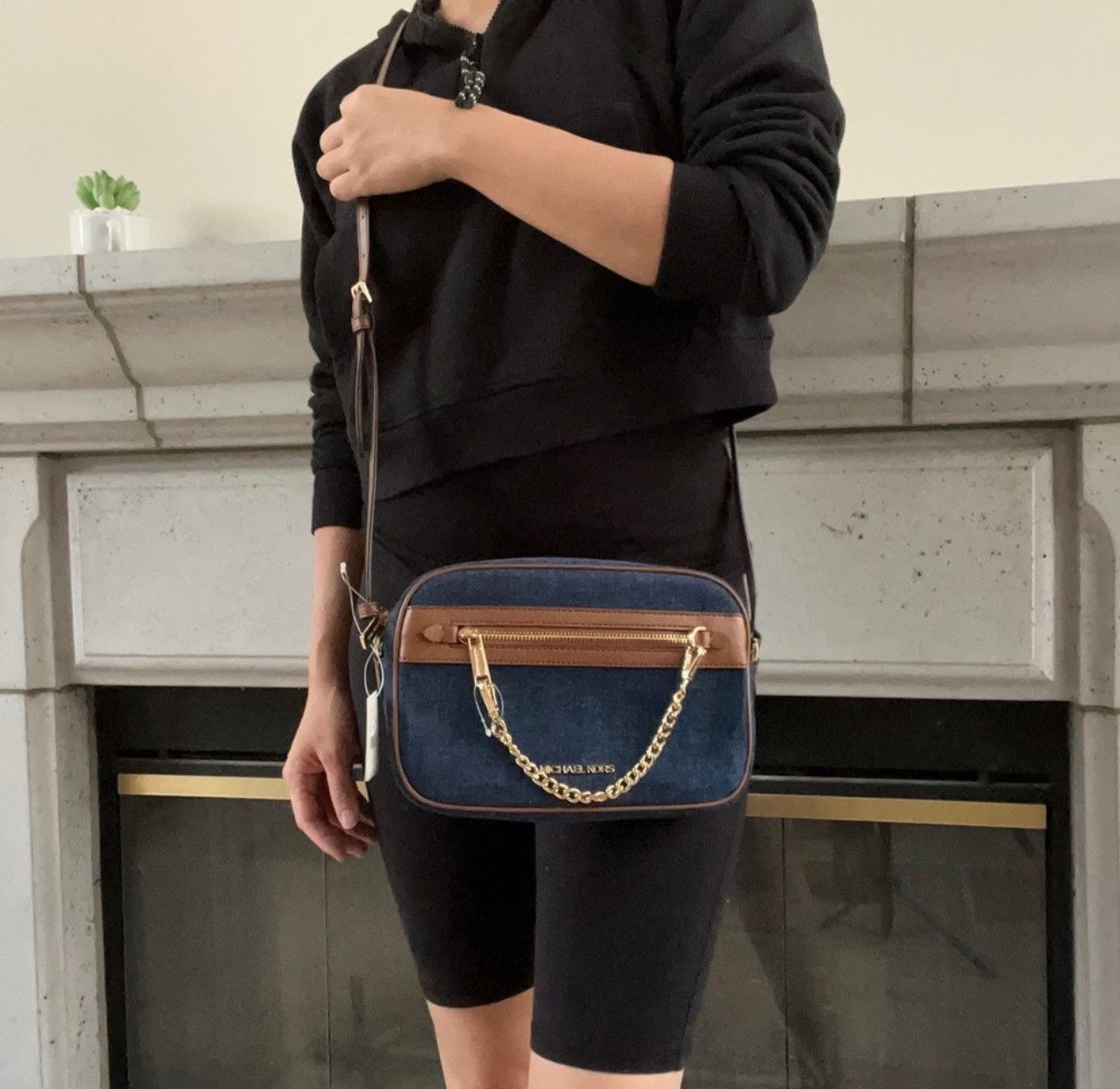 Michael Kors NWT Michael Kors Large East West Zip Chain Crossbody Bag Size ONE SIZE - 11 Thumbnail