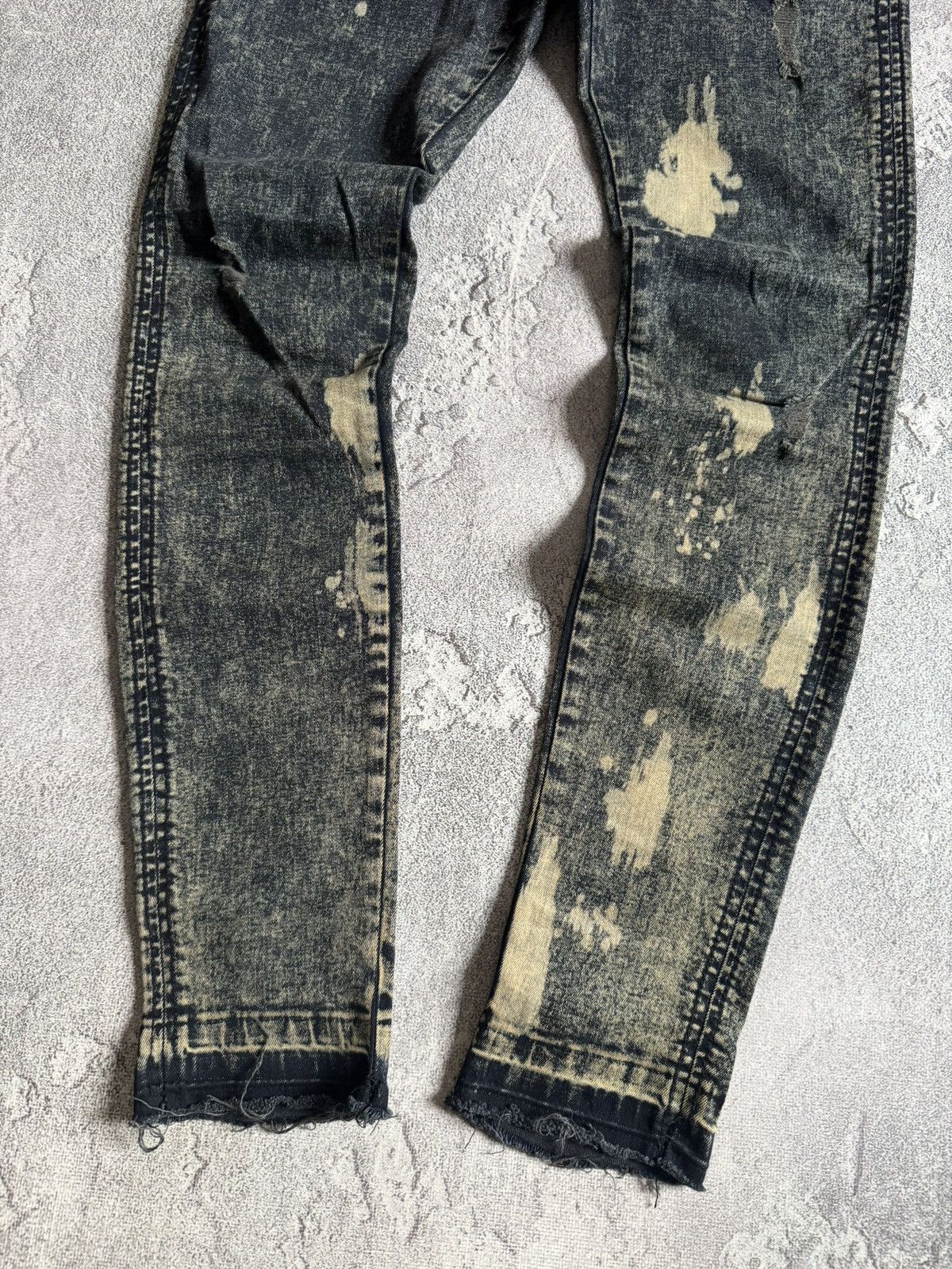 Represent Clo. Represent clo 28size essential denim pants jeans trousers 👖 Size US 28 / EU 44 - 8 Thumbnail