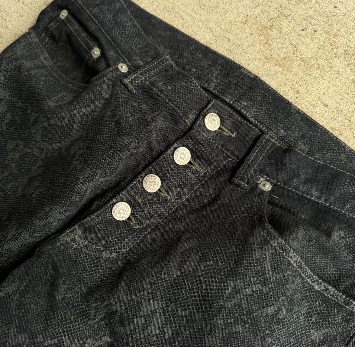 Tornado Mart tornado mart japan snakeskin flared dark pants Size US 31 - 4 Thumbnail