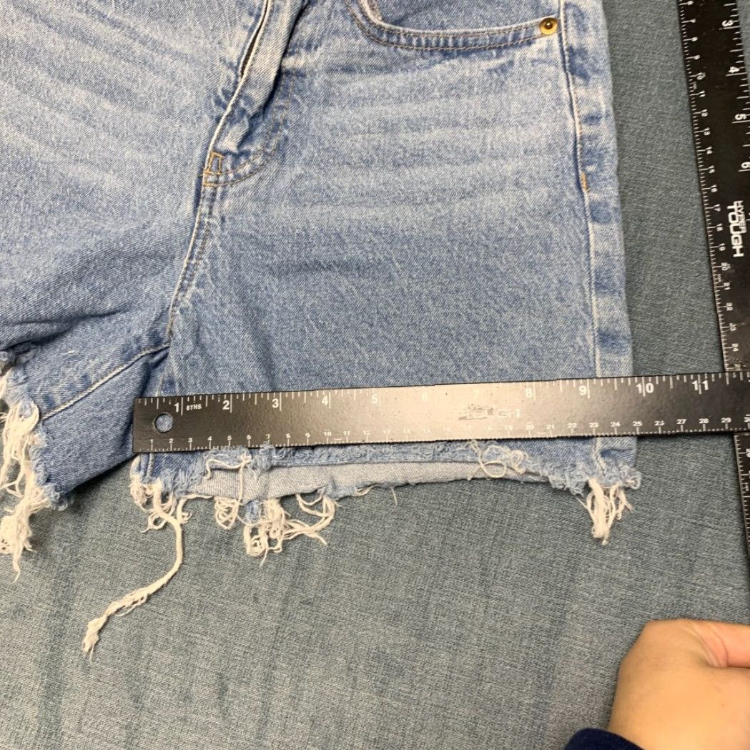 H&M H&M Cut-Off Shorts Womens 2 Blue Denim Cotton Stretch Frayed Hem Streetwear Shorts Womens 2 Blue Denim Cotton Stretch Frayed Hem Streetwear Size 26" / US 2 / IT 38 - 5 Thumbnail