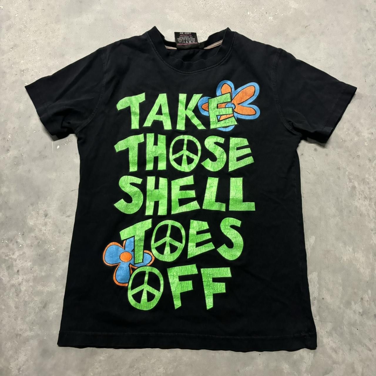Japanese Brand × Vintage Crazy Vintage Y2K/2000s Surf Beach Peace Scene Graphic Tee! Size US S / EU 44-46 / 1 - 1 Thumbnail