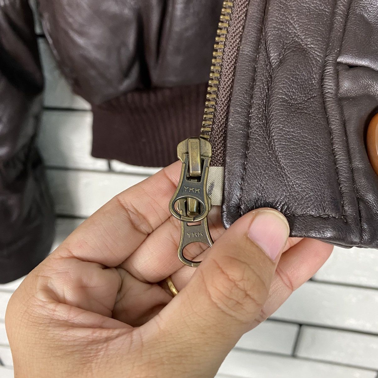Japanese Brand 📌Vintage Cropped Leather Jacket Unbranded Mink Fur Collar Size US M / EU 48-50 / 2 - 18 Thumbnail