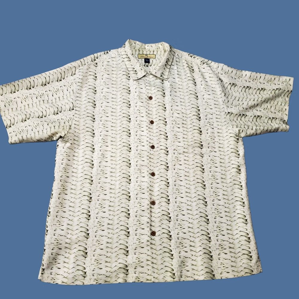 Tommy Bahama Tommy Bahama Shirt Mens Large Ivory White Floral Silk Hawaiian Pineapple Print Short Sleeve Button Up Aloha Beach Vacation Camp Tropical Size US L / EU 52-54 / 3 - 1 Thumbnail