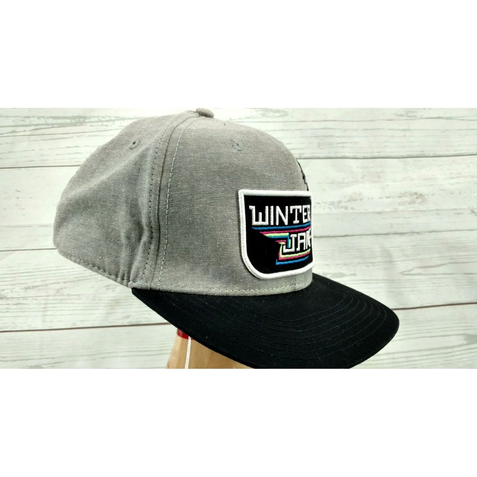 Vintage VINTAGE Essential Artist Winter Jam Snapback Hat Baseball Gray/Black Embroidery Mens Adjustable Cotton Cap Size ONE SIZE - 3 Thumbnail