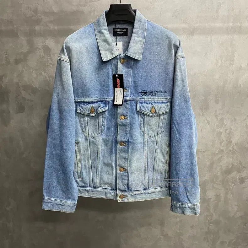 Balenciaga Balenciaga Blue Embroidery Pattern Logo Denim Jacket Size US XS / EU 42 / 0 - 1 Thumbnail