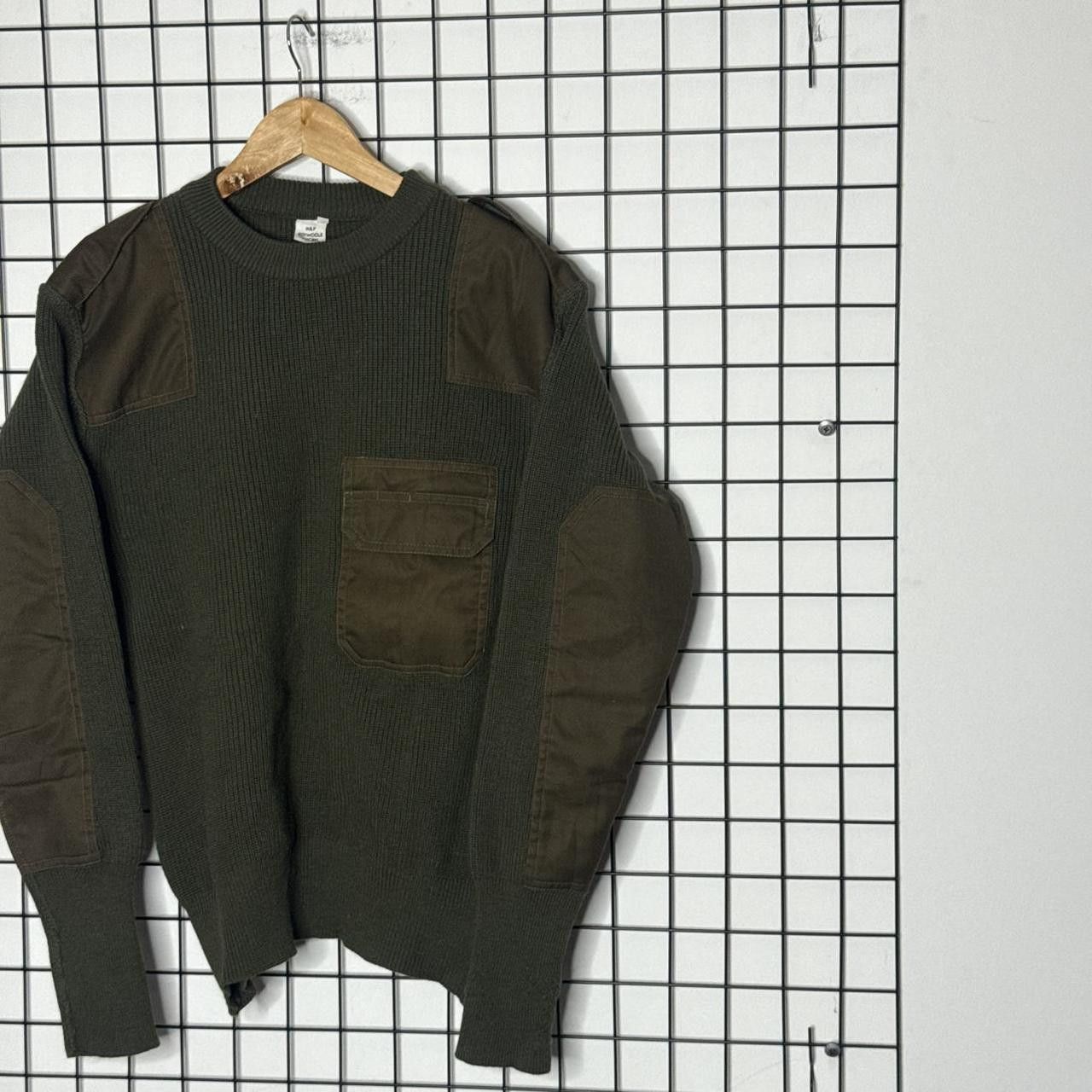 Vintage Vintage Military Style Wool Jumper Khaki Green Size US L / EU 52-54 / 3 - 4 Thumbnail