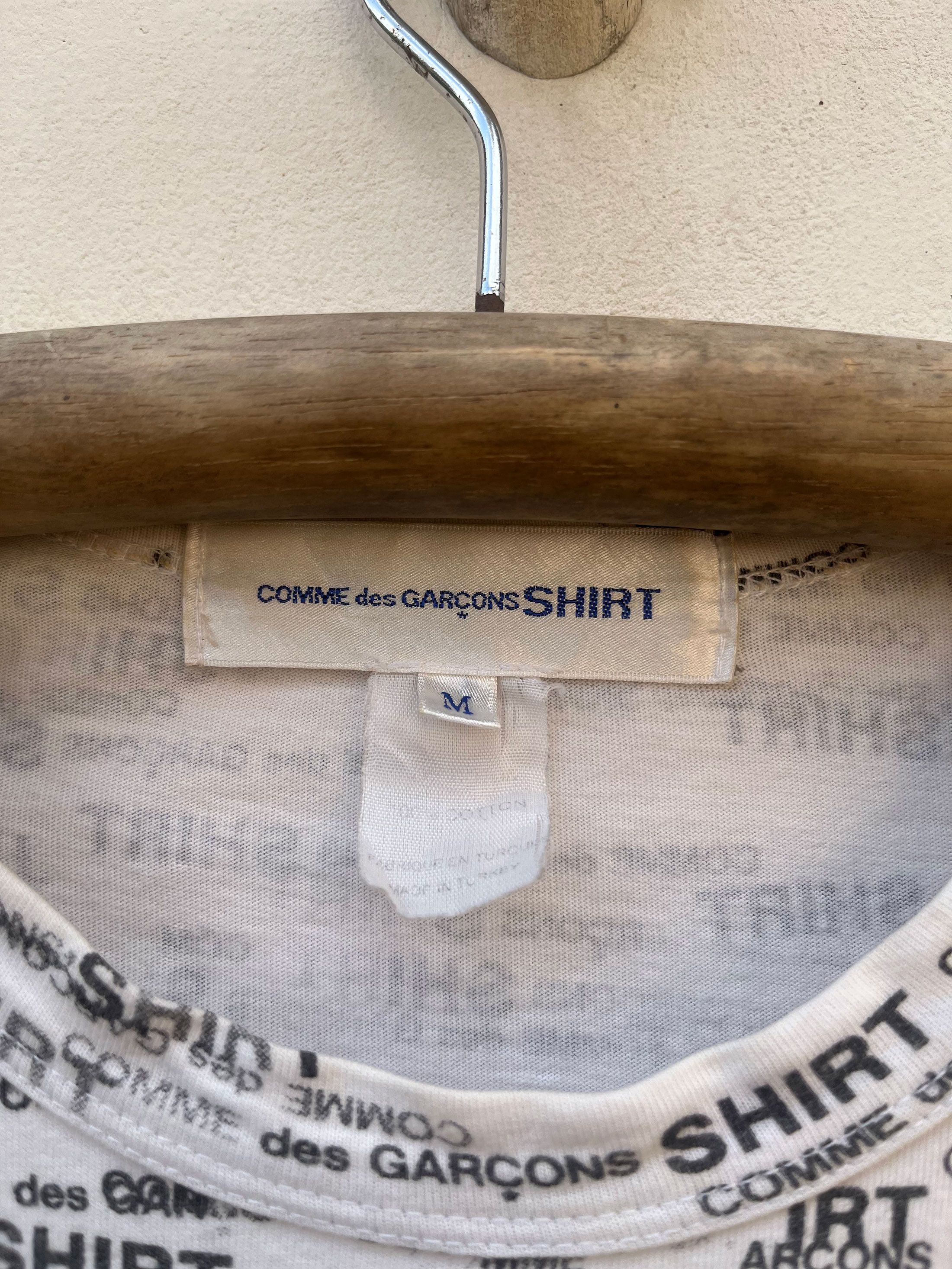 Comme des Garcons Comme des Garcons Japan Shirt Full Print Spell Out Size US M / EU 48-50 / 2 - 2 Thumbnail