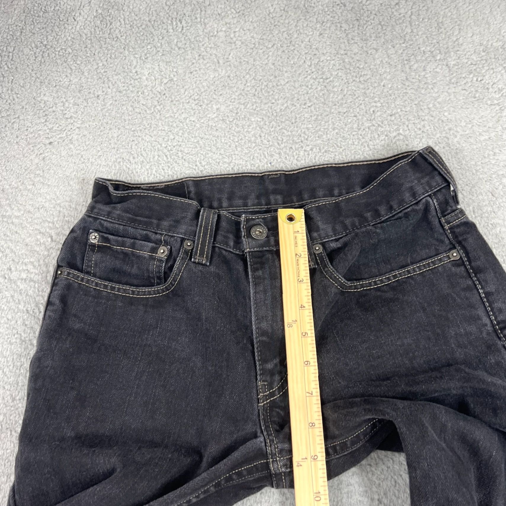 Levi's Levi's 511 Jeans Mens Slim Black 31x30 Straight Denim Low Rise 5-Pocket Modern 2000s? Size US 31 - 4 Thumbnail