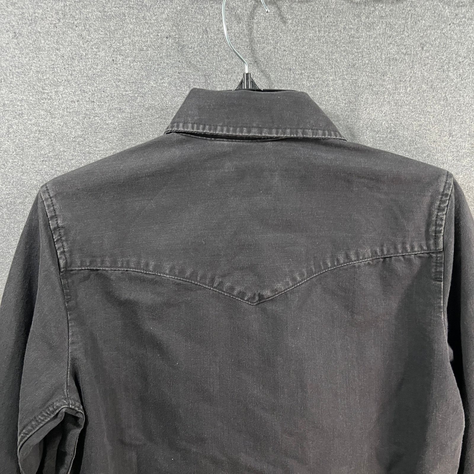 Levi's Levi's Women's The Ultimate Western Shirt, Black, Small Size S / US 4 / IT 40 - 19 Thumbnail
