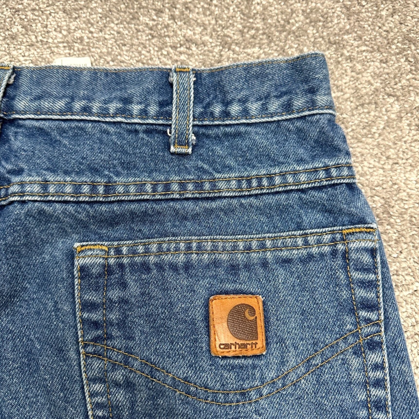 Carhartt Carhartt Jeans Mens 35x30 Denim Blue Medium Wash 29 Inseam Straight Leg Regular Fit 5-Pocket Cotton Denim Casual Button Zip USA Logo Vintage No Size US 35 - 6 Thumbnail