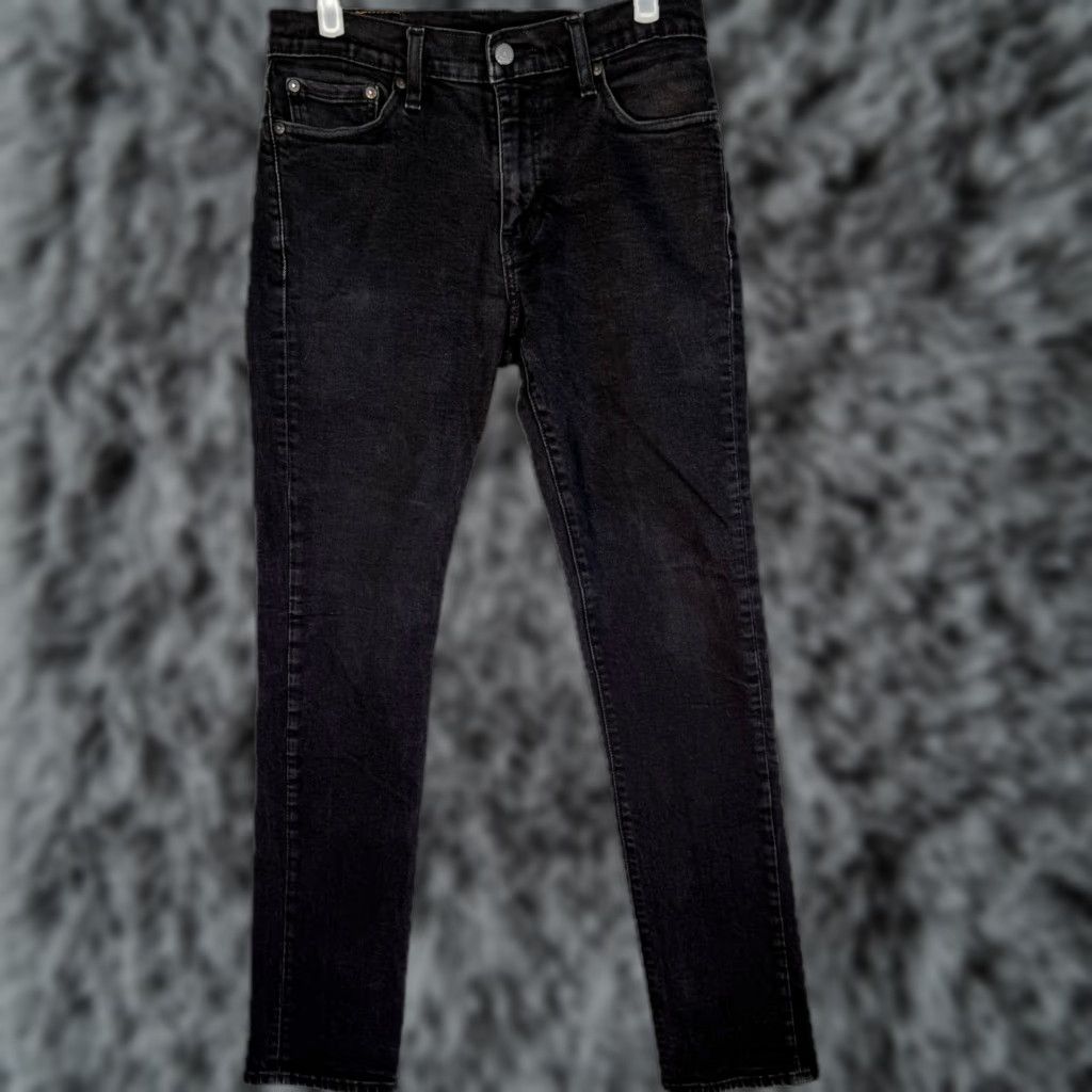 Levi's Levi’s 511 Jeans Men’s 30x32 Blue Denim Stretch Medium Wash Straight Leg Jeans Size US 30 / EU 46 - 1 Thumbnail