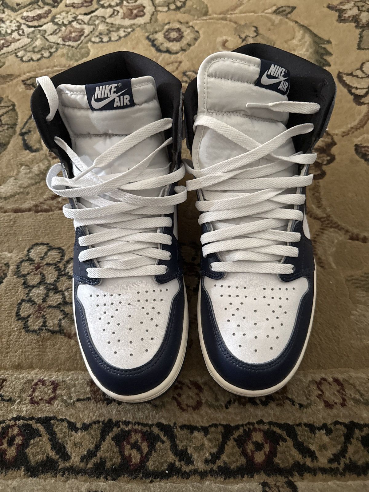 Nike Jordan 1 midnight navy Size US 10 / EU 43 - 5 Thumbnail