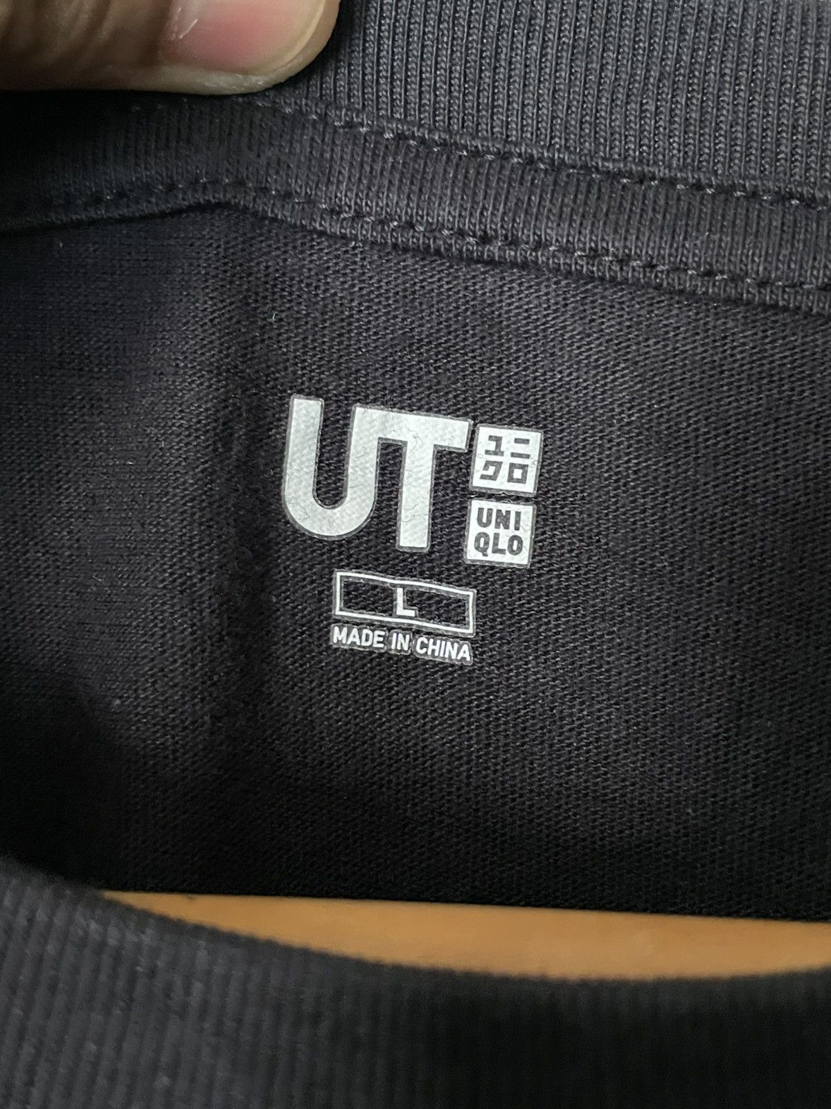 Anime Jujutsu Kaisen Japanese Manga Series Uniqlo T Shirt Size US L / EU 52-54 / 3 - 10 Thumbnail