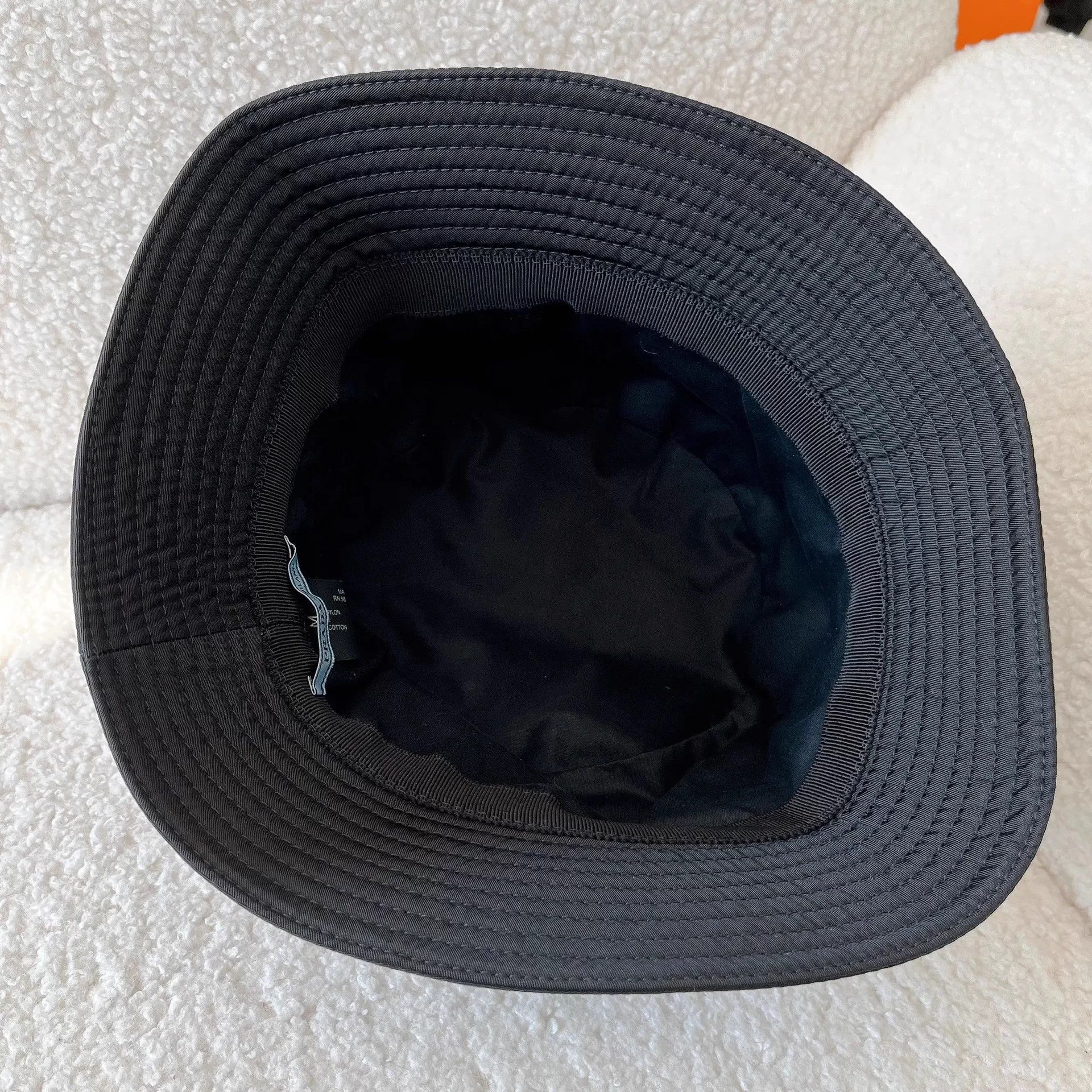 Prada Prada Triangle Logo Black Bucket Hat M Size ONE SIZE - 8 Thumbnail