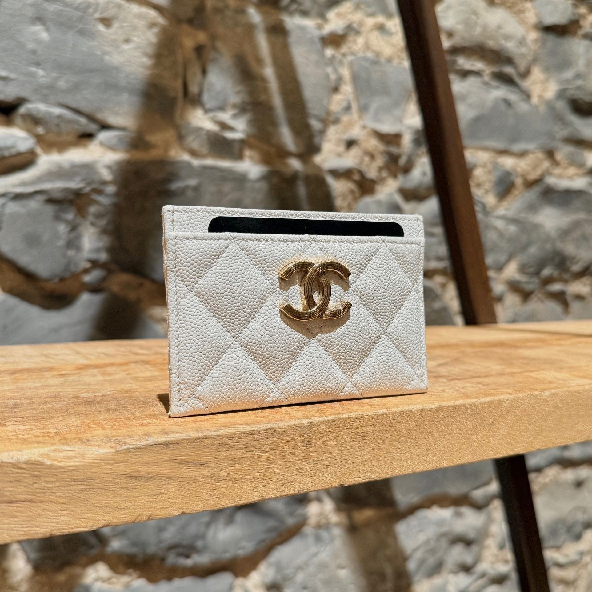 Chanel Chanel 23C White Caviar CC Card Case Size ONE SIZE - 3 Thumbnail