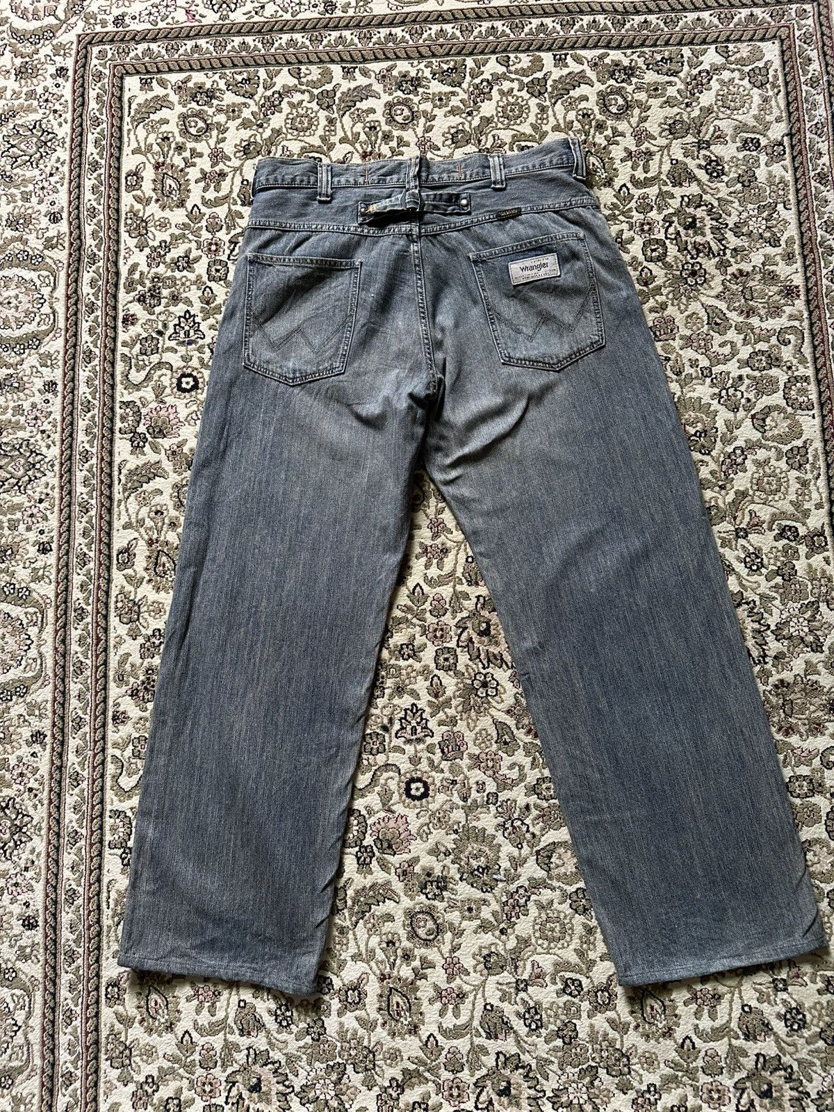 Wrangler Vintage Wrangler baggy jeans buckle back design Size US 36 / EU 52 - 2 Thumbnail