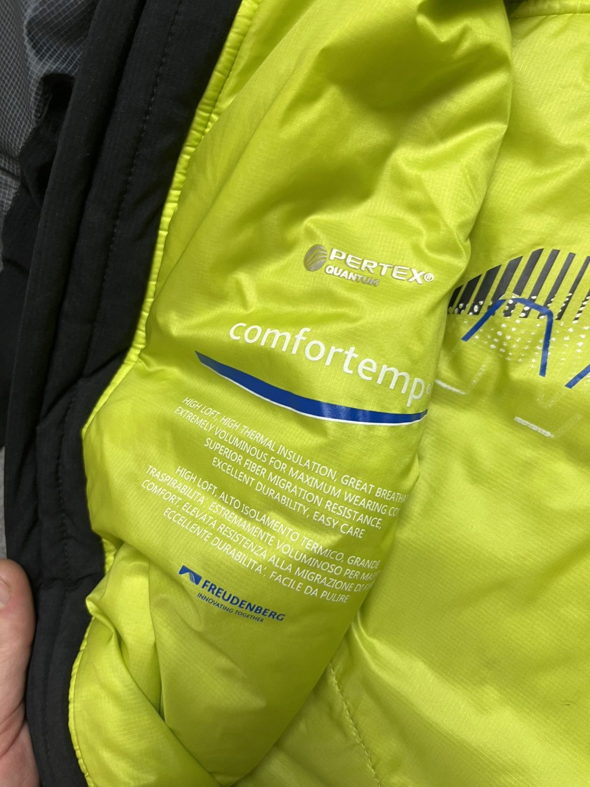 Other Montura Pertex Quantum Jacket Size US L / EU 52-54 / 3 - 9 Thumbnail