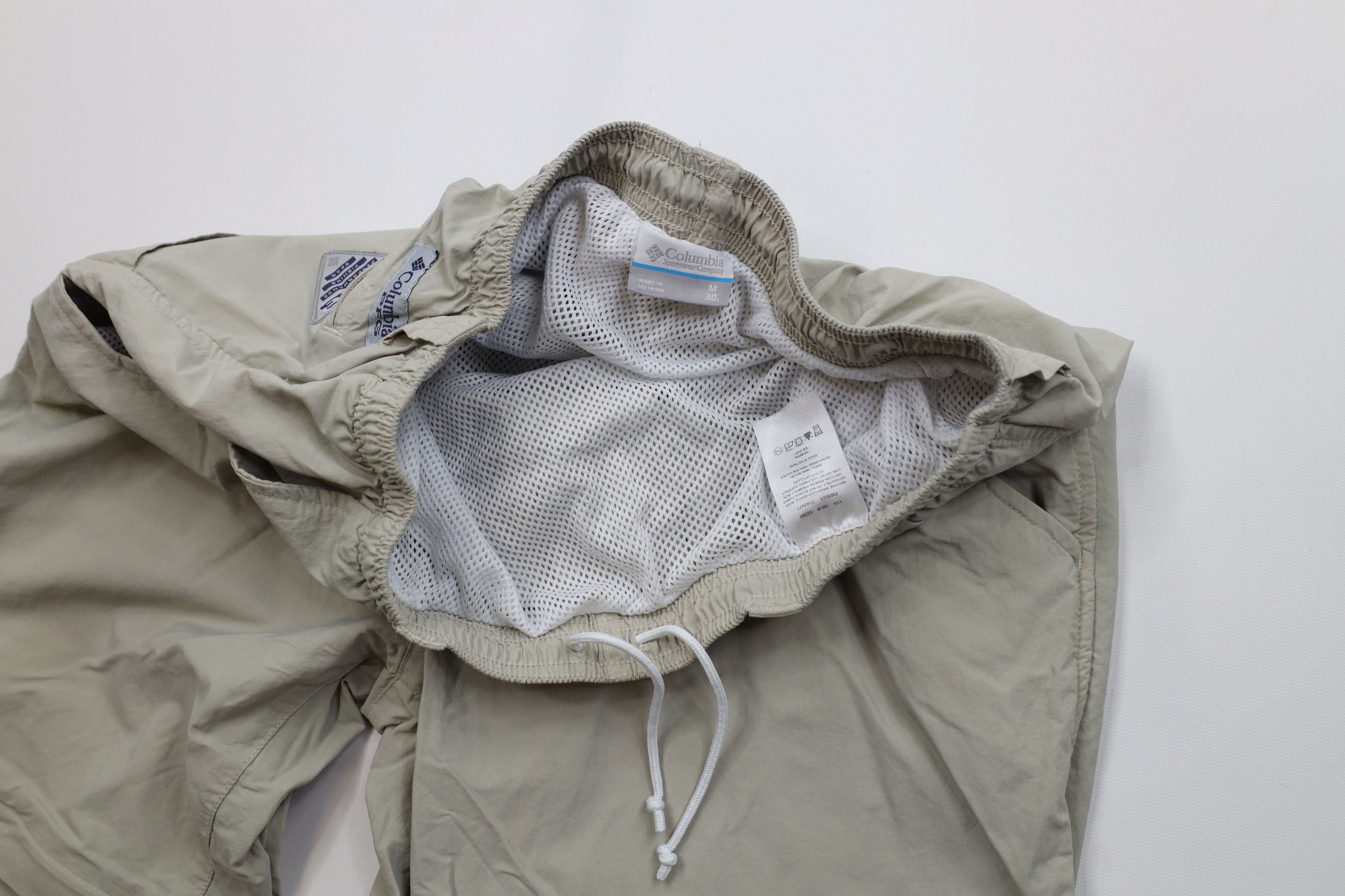 Columbia Vintage Y2K Columbia PFG Off Convertible Pants Shorts Beige Size US 34 / EU 50 - 9 Thumbnail