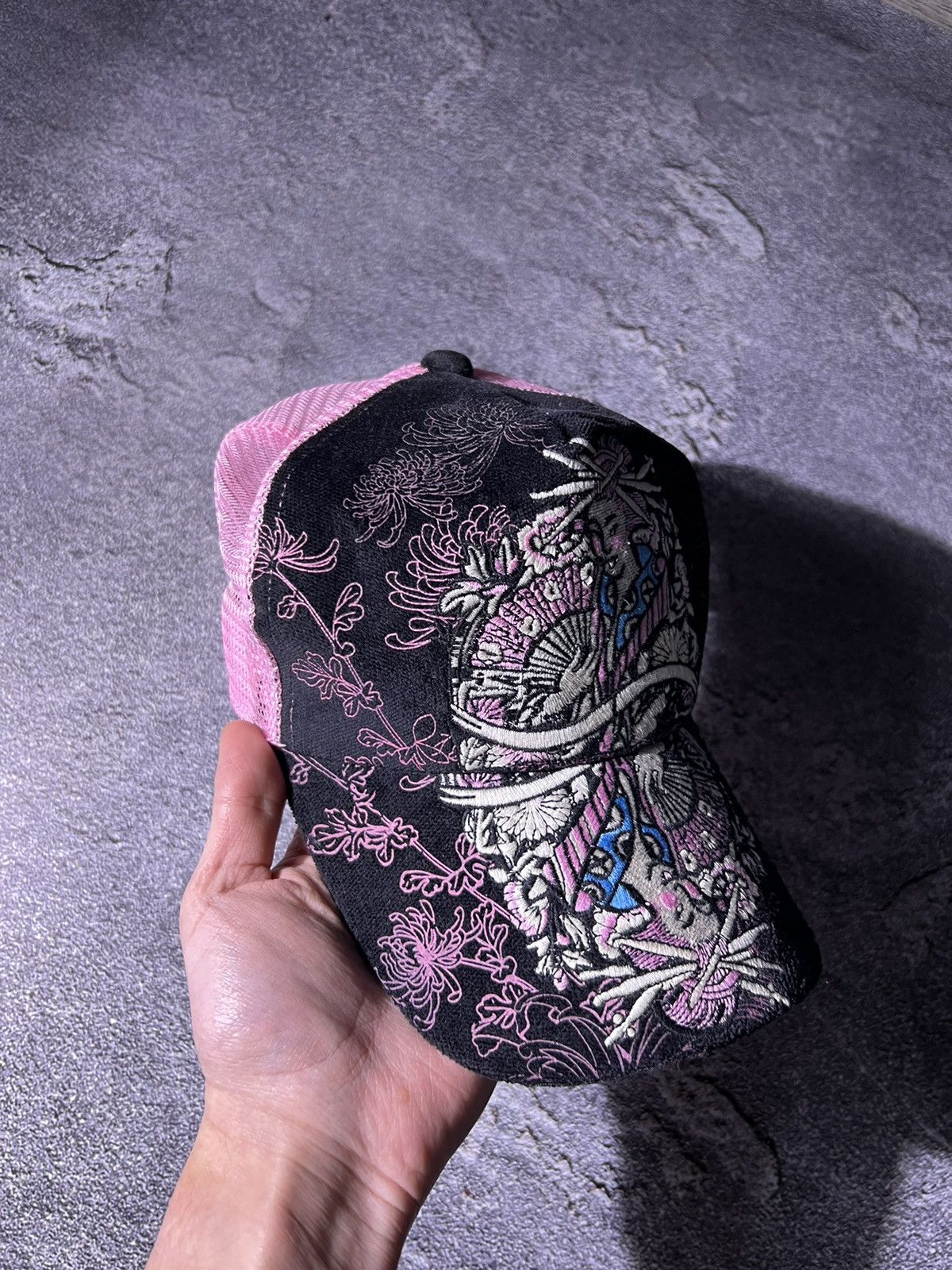 Christian Audigier 🇯🇵 Vintage Ed Hardy Styled Velour Cap Japan Geisha hype Y2K Size ONE SIZE - 2 Thumbnail